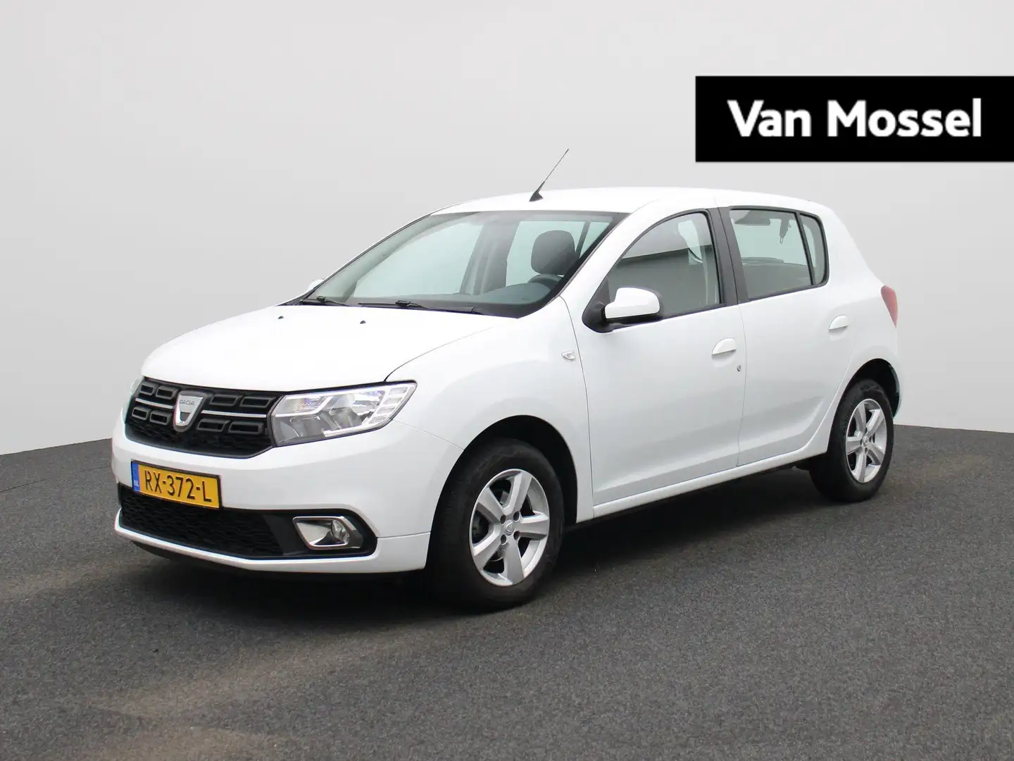 Dacia Sandero 0.9 TCe SL Royaal | 15" LMV | Cruise Control & Sne Wit - 1