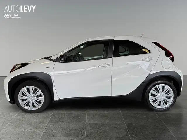 Toyota Aygo X view 3