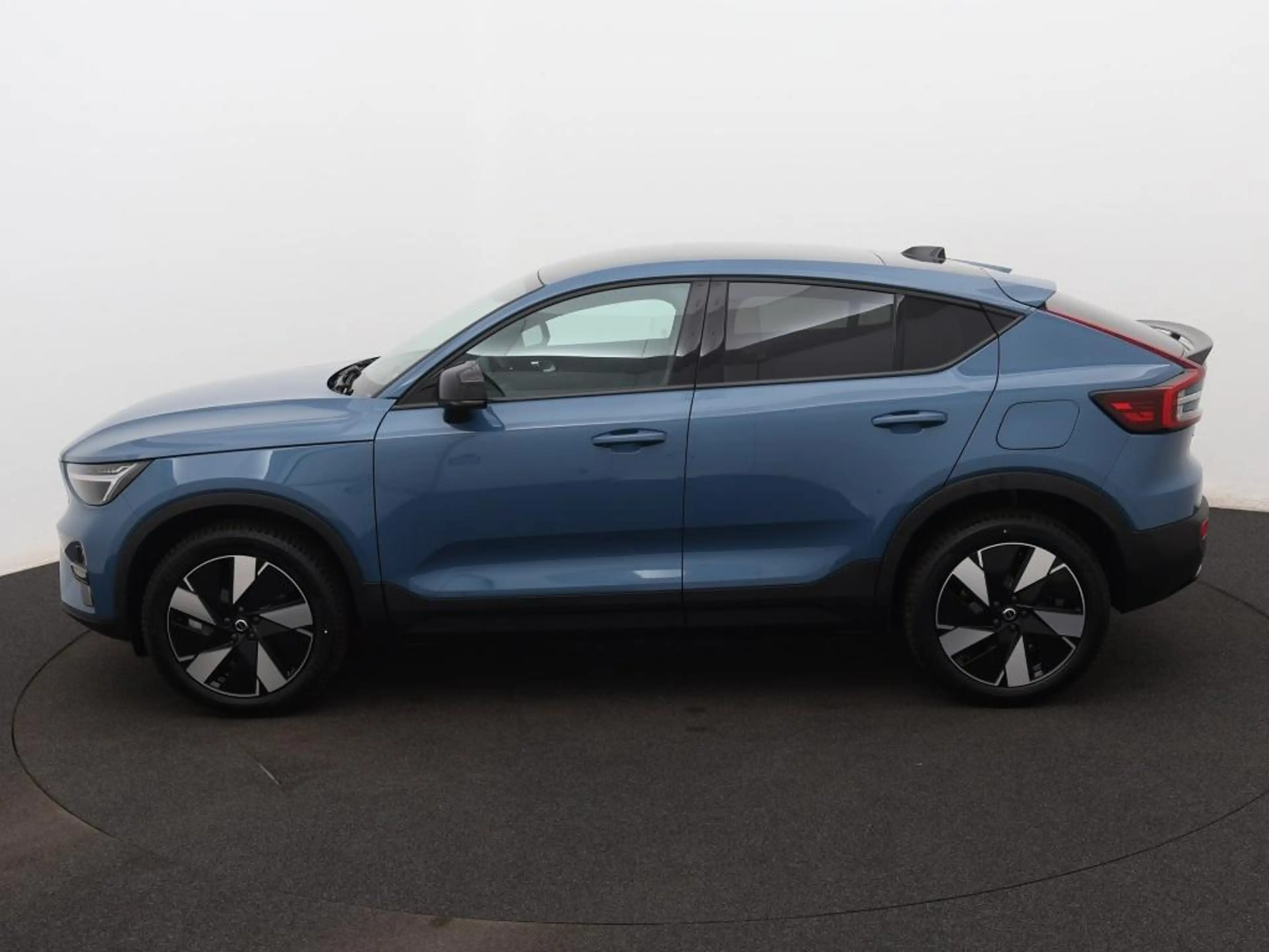 Volvo C40 Extended Plus 82 kWh Adaptive cruise | Trekhaak | — photo 2