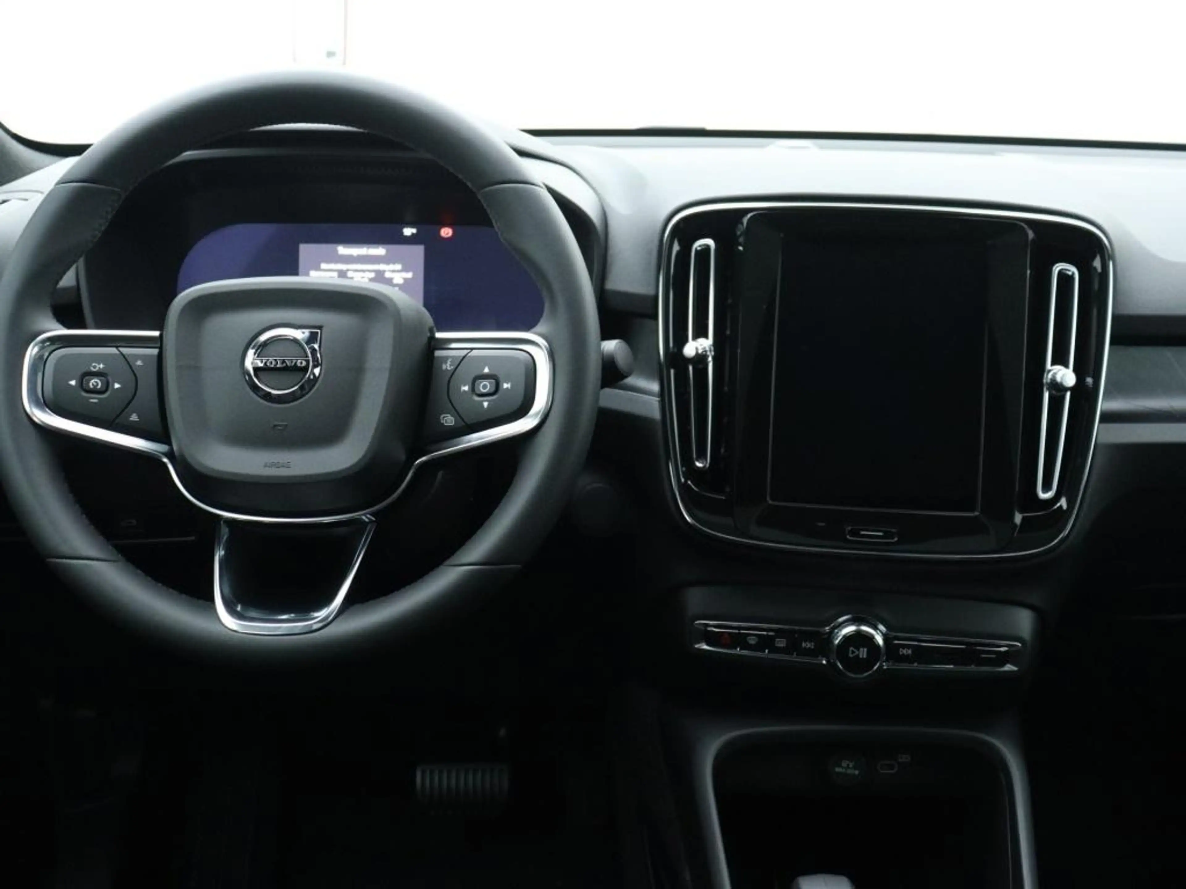 Volvo C40 Extended Plus 82 kWh Adaptive cruise | Trekhaak | — photo 6