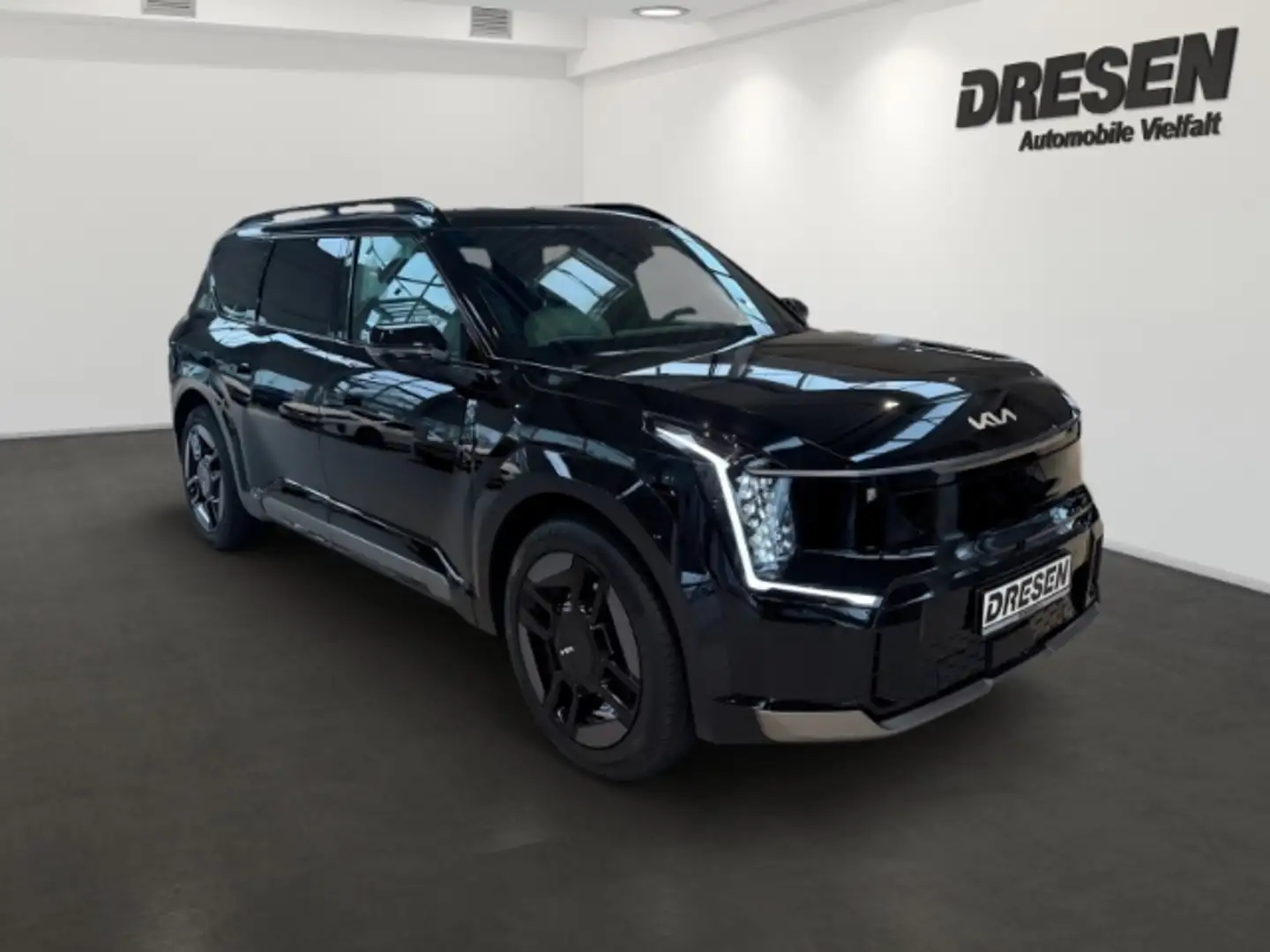 Kia EV9 GT-LINE AWD 99,8kWh NAVI,DAB,KLIMA,SITZHZG CARPLAY Schwarz - 2