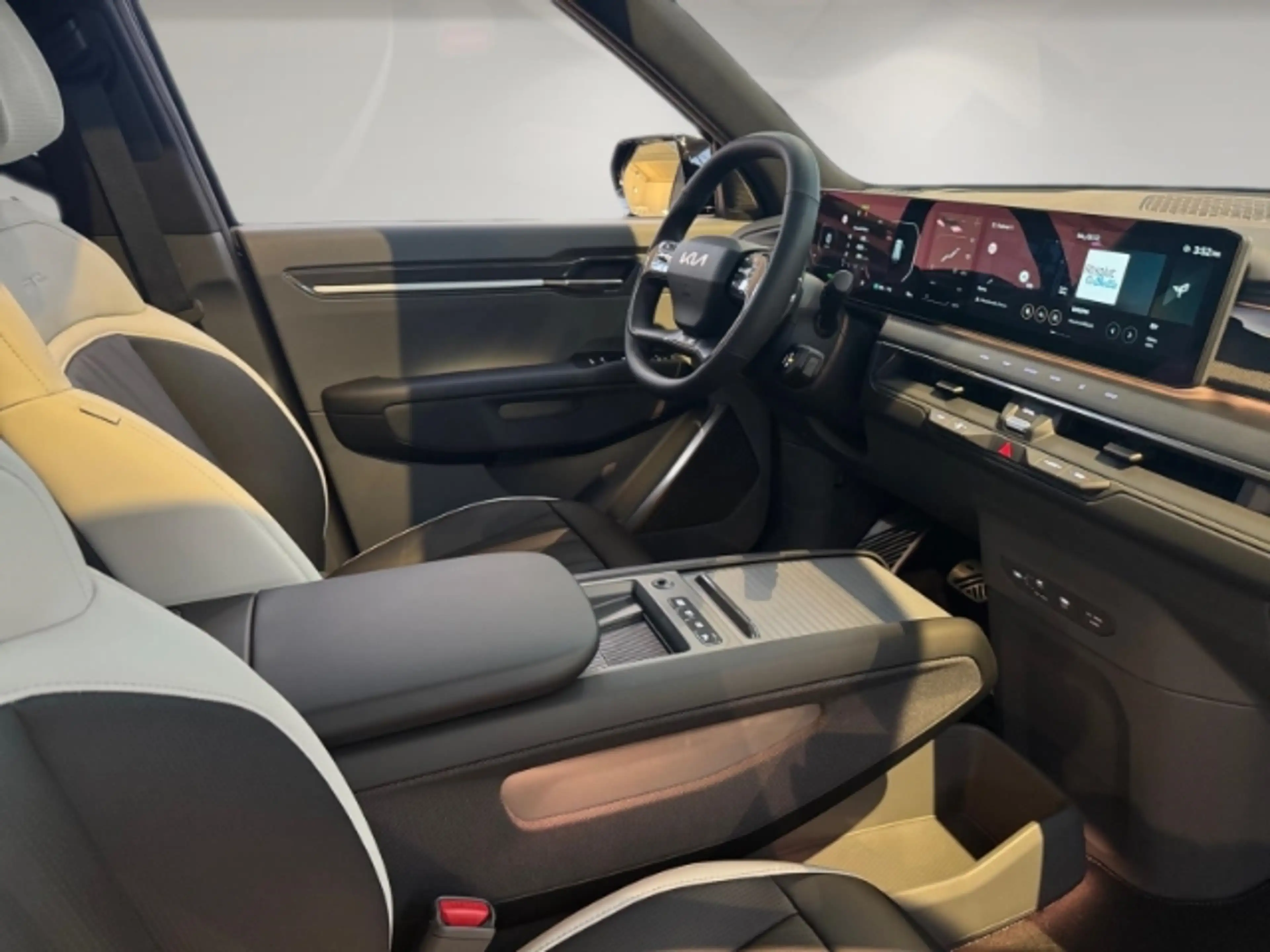 Kia EV9 GT-LINE AWD 99,8kWh NAVI,DAB,KLIMA,SITZHZG CARPLAY — photo 13