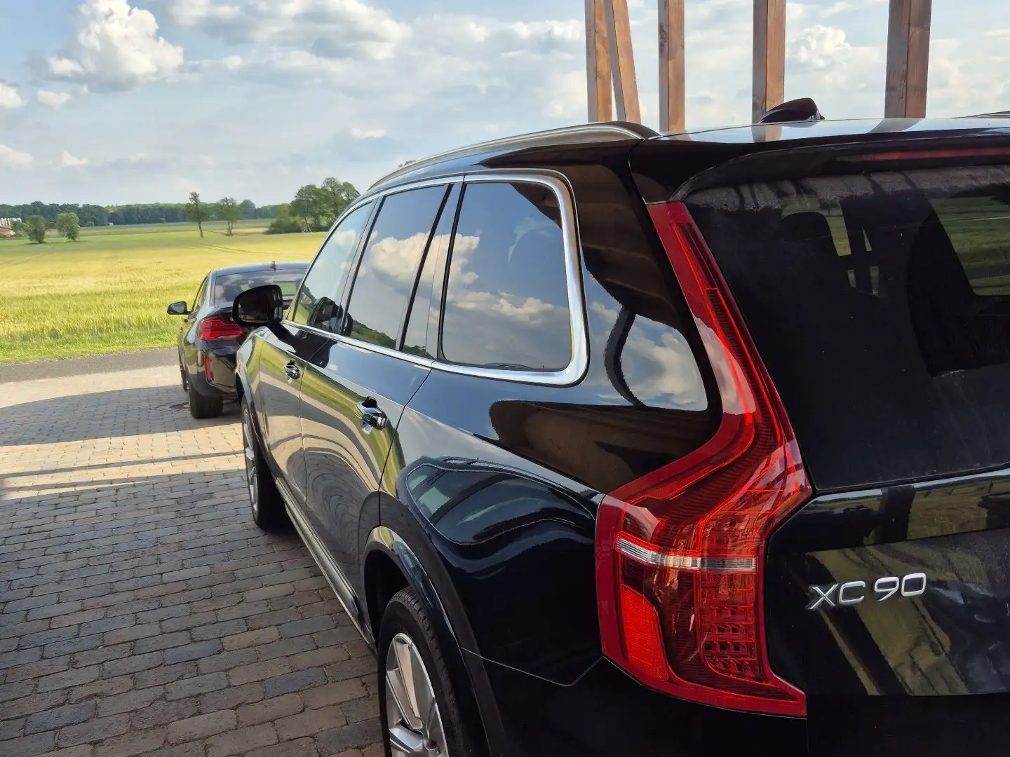 Volvo XC90 Inscription AWD Schwarz - 2