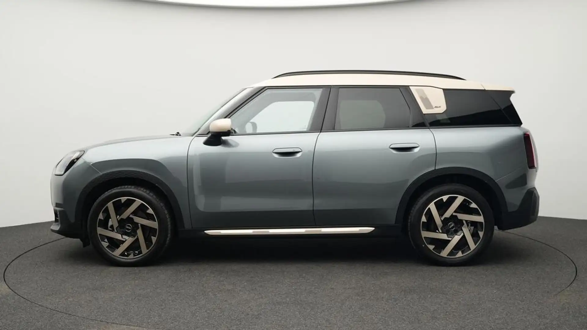 MINI Countryman S All4 Favoured Trim Vert - 2