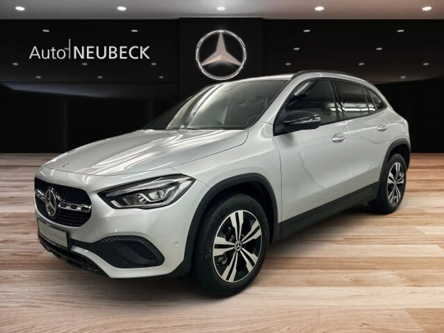 Mercedes-Benz GLA 220 GLA 220 d 4M Progressive/Night/Keyless/Ambient/+ Argento - 1