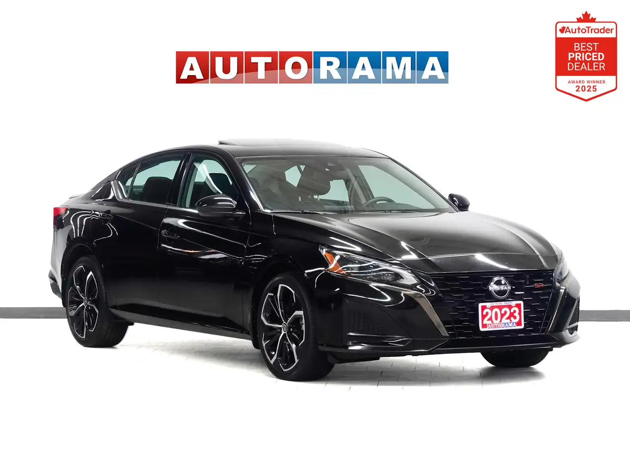 Nissan Altima снимка Nissan Altima