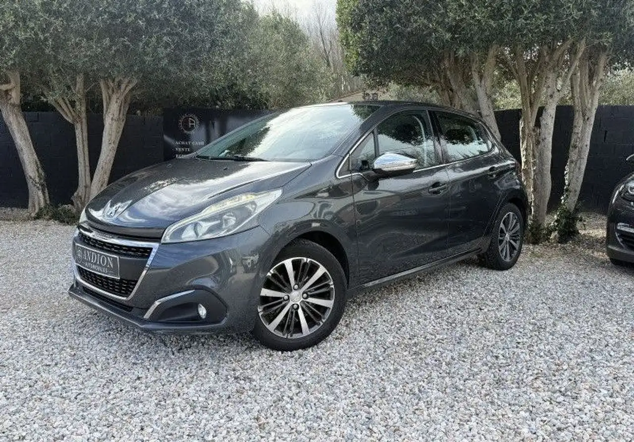 Peugeot 208 1.2 PURETECH 82CH ALLURE 5P