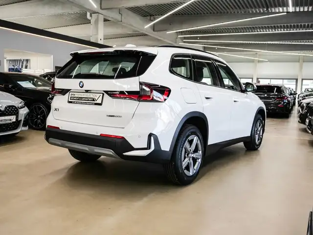 BMW X1 view 2