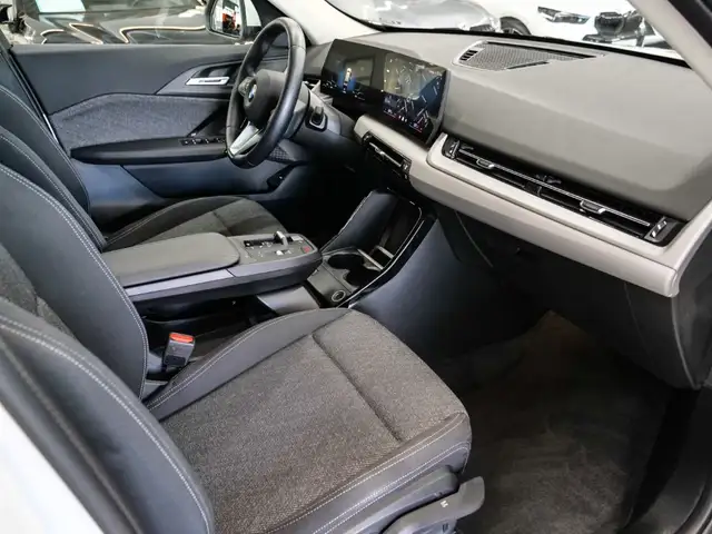 BMW X1 view 16