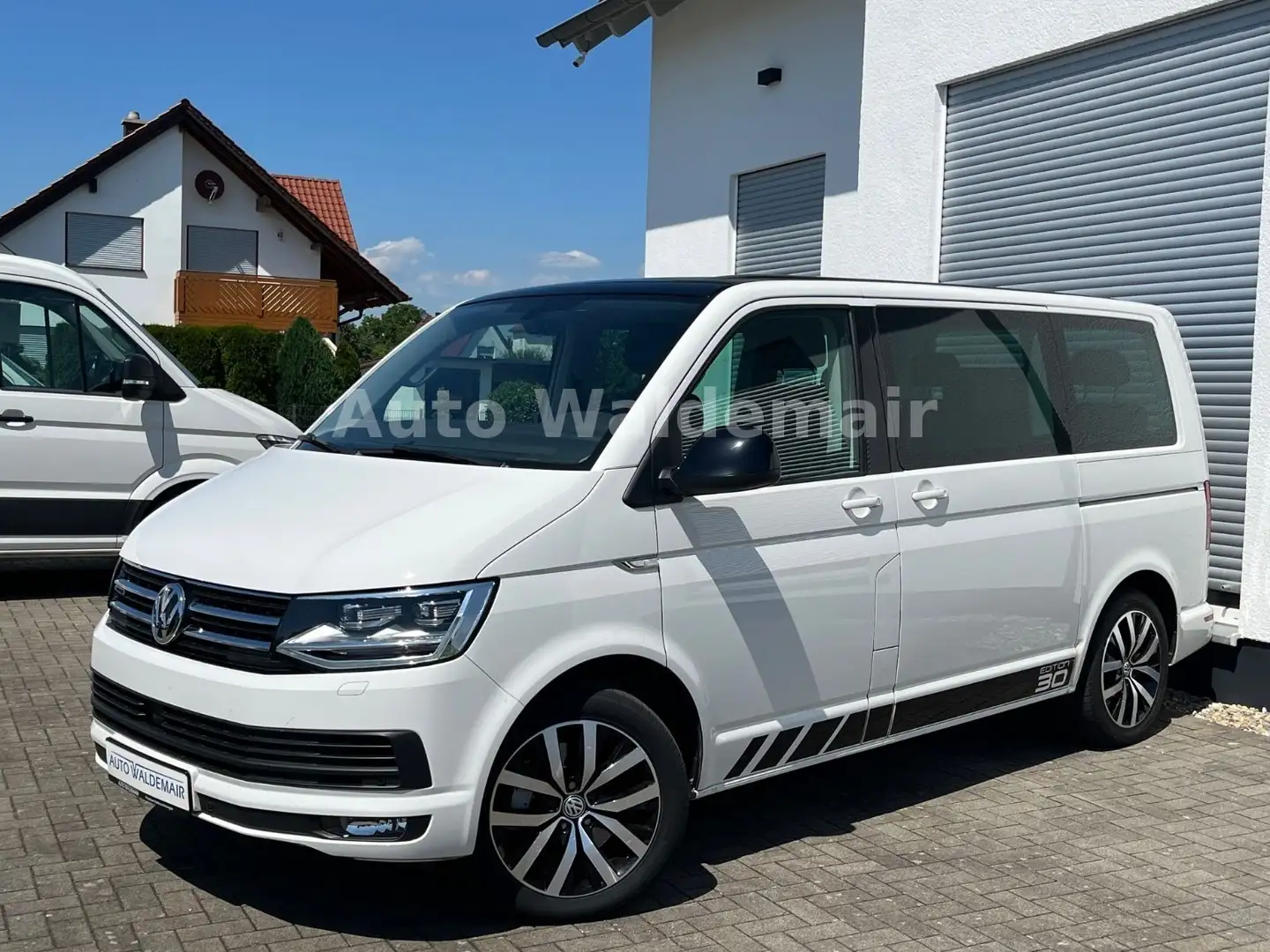 Volkswagen T6 Multivan Edition 30 4Motion DAB AHK Standhzg Blanc - 1