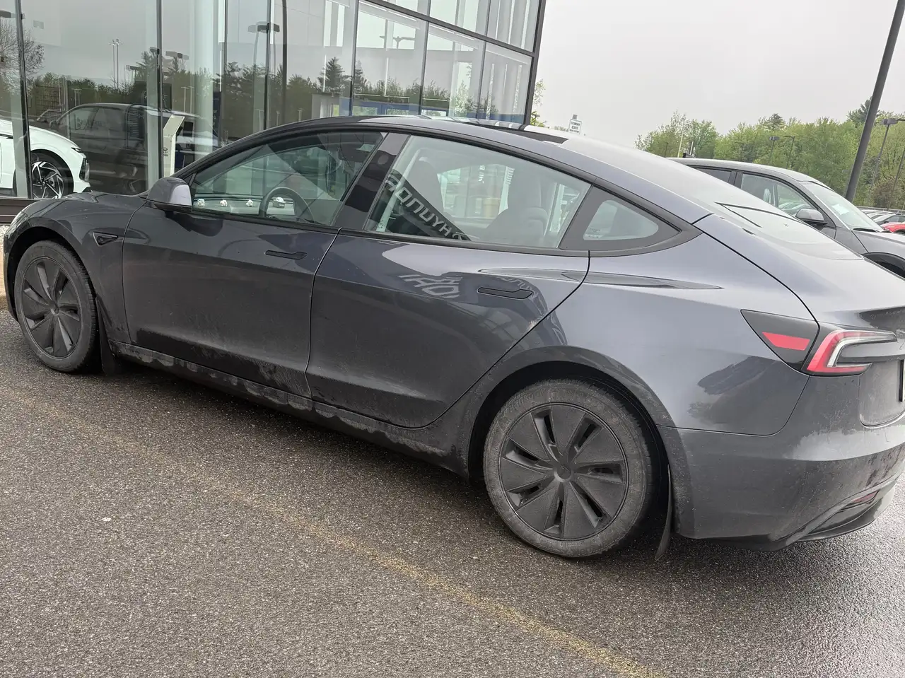 Tesla Model 3 photo Tesla Model 3