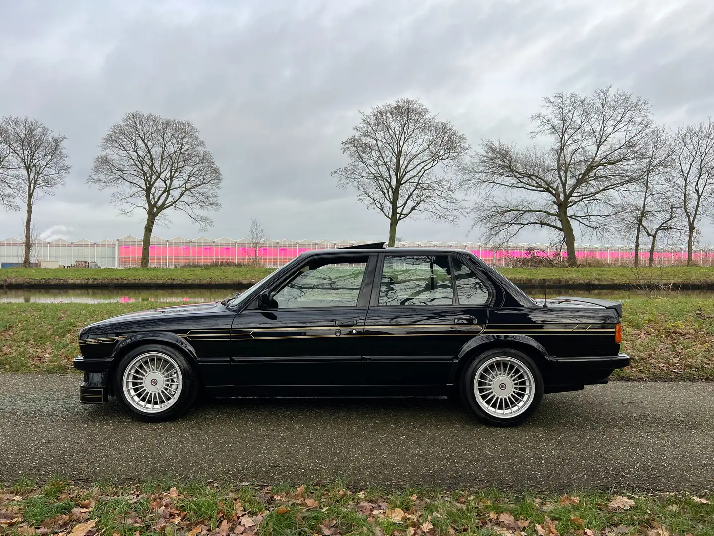 Alpina B6 2.8 E30 Schwarz - 2