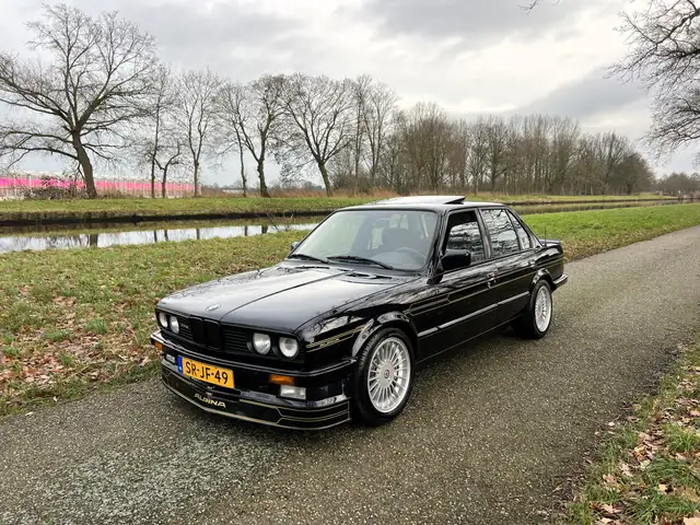 Alpina B6 2.8 E30