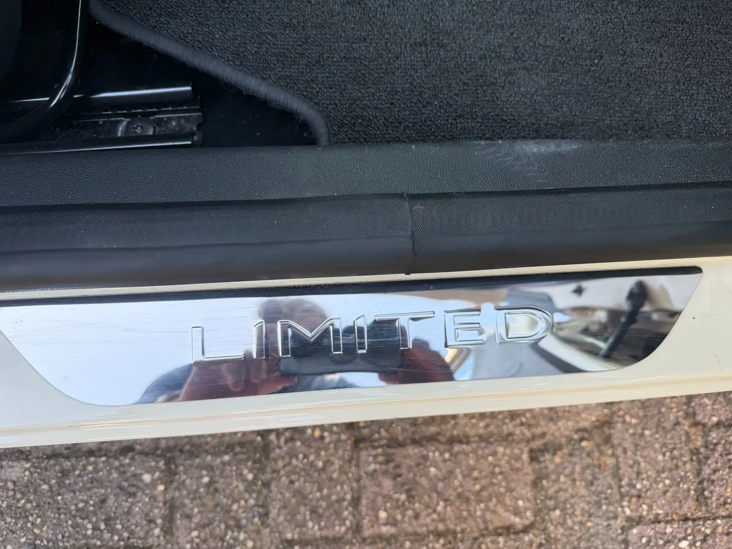 Renault Captur Captur 1.2 TCe Limited, Automaat Beige - 2