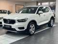 Volvo XC40 Momentum AWD CAM/LEDER/NAVI/SHZ/HuK Weiß - thumbnail 1