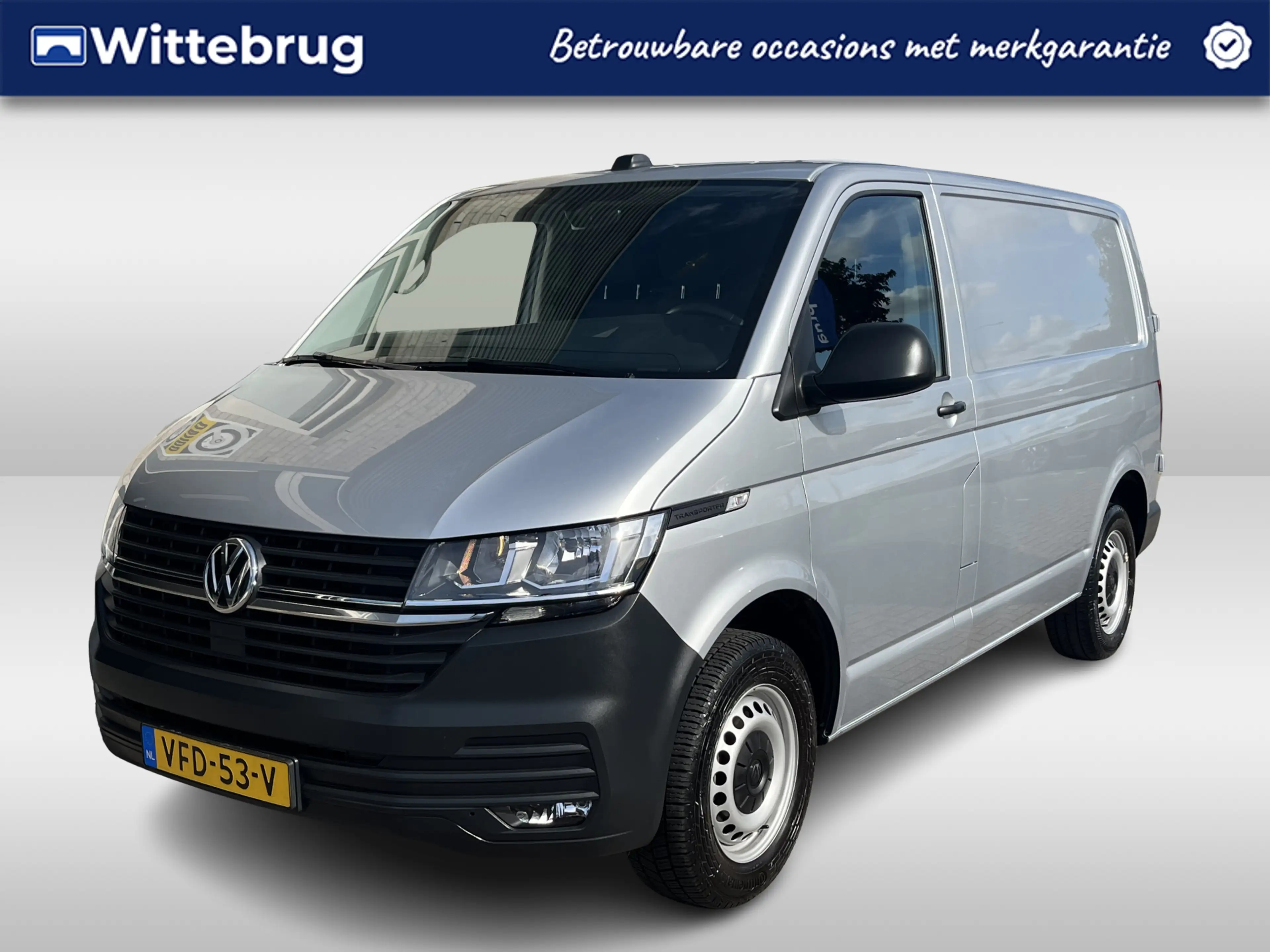 Volkswagen T6.1 Transporter 2.0 TDI L1H1 30 Comfortline / CRUISE/ PARKEER SENS