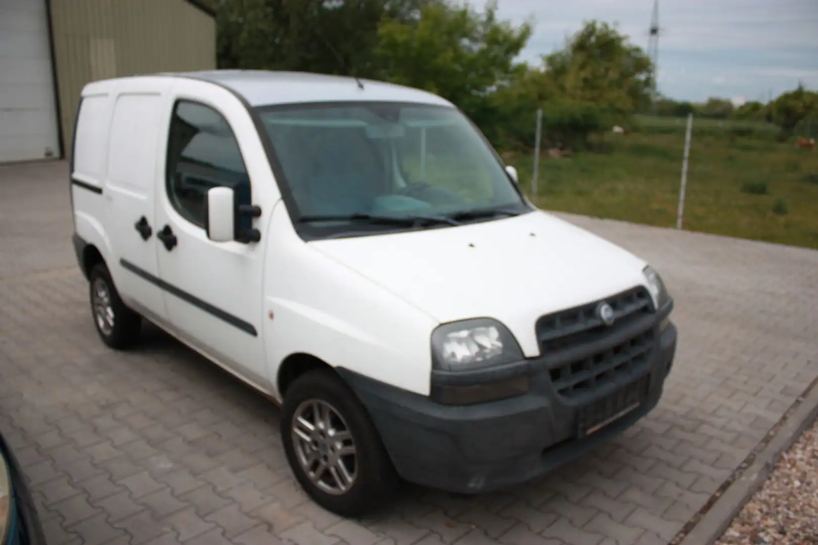 Fiat Doblo 1.3 JTD SX durchrepariert! LKW Zul. Blanc - 1