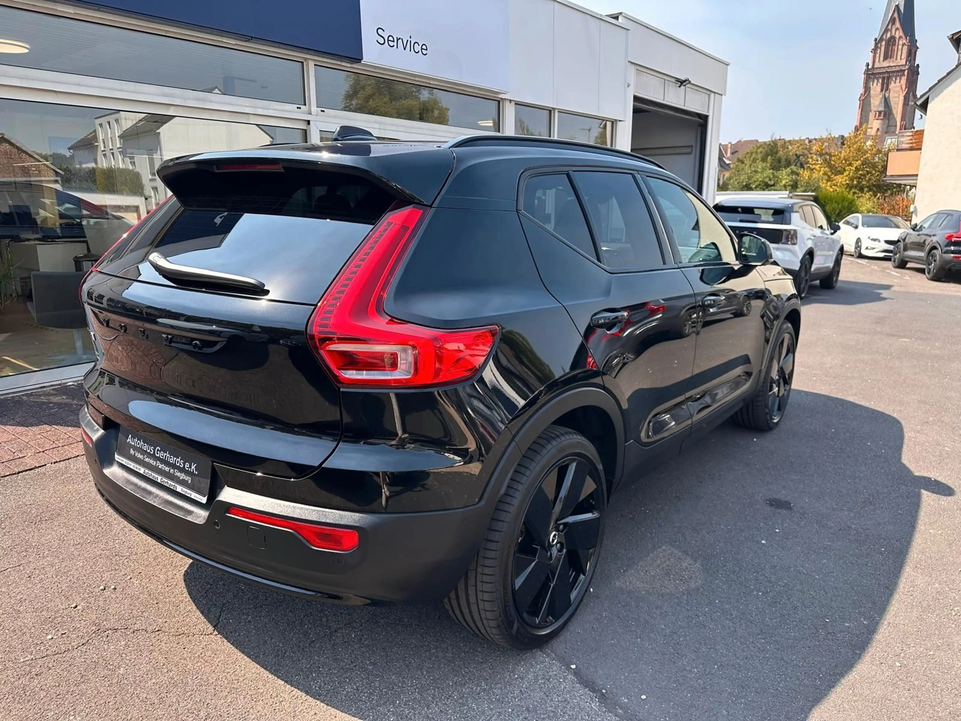 Volvo EX40 RWD LR Ultra Black Ed AHK  Alcant Pano 360° — photo 7