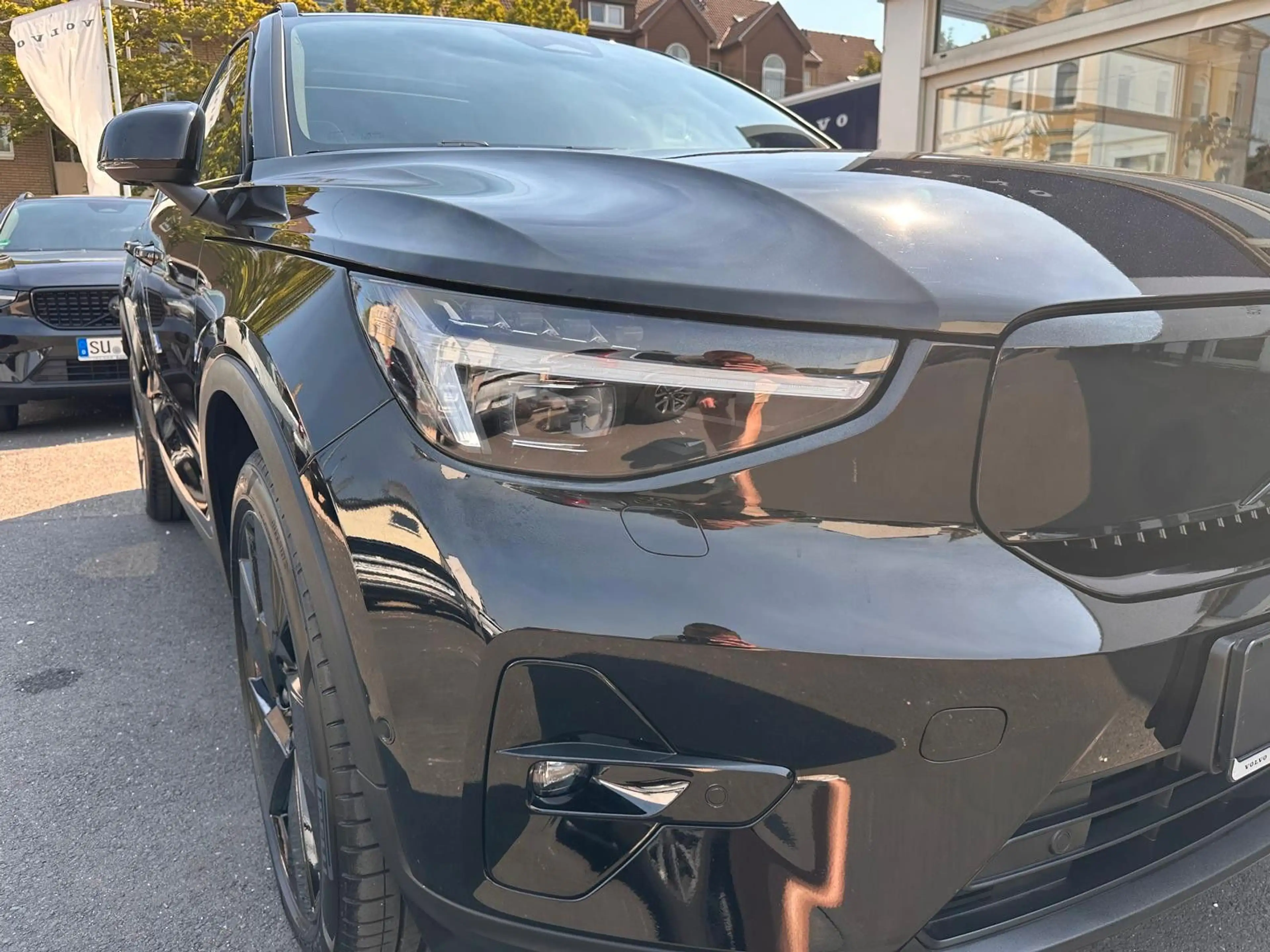 Volvo EX40 RWD LR Ultra Black Ed AHK  Alcant Pano 360° — photo 5