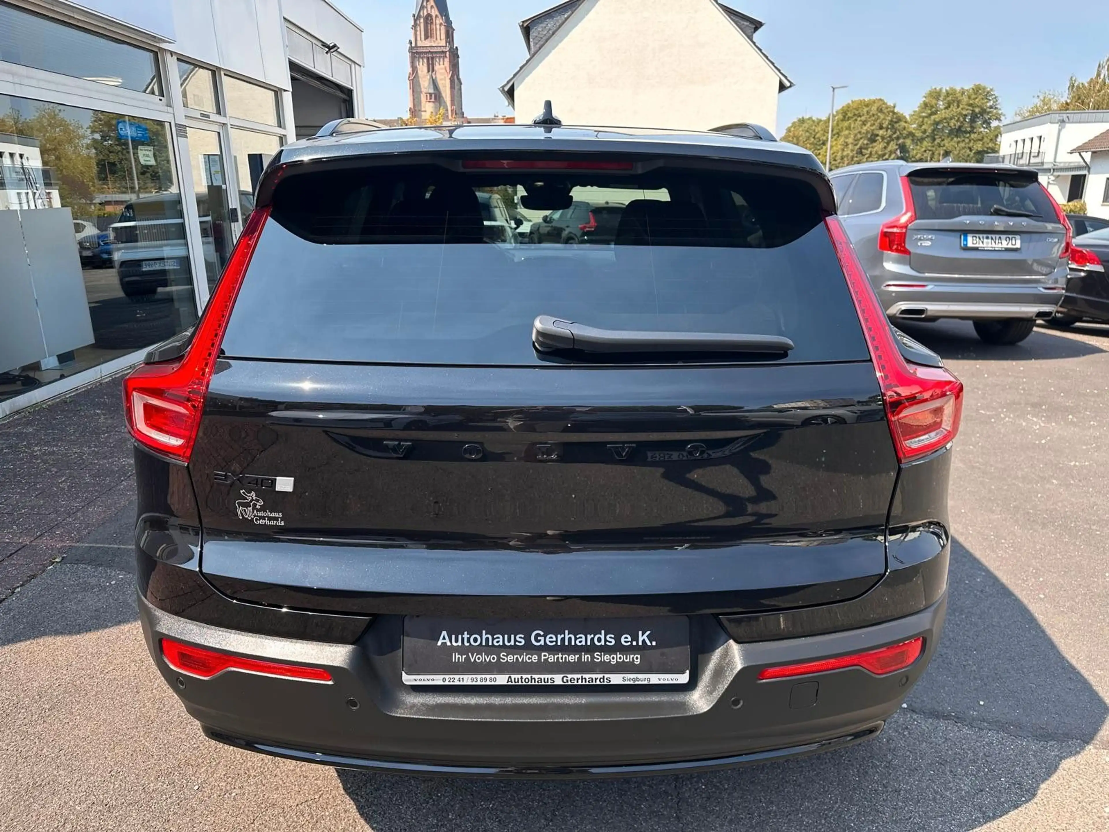 Volvo EX40 RWD LR Ultra Black Ed AHK  Alcant Pano 360° — photo 8