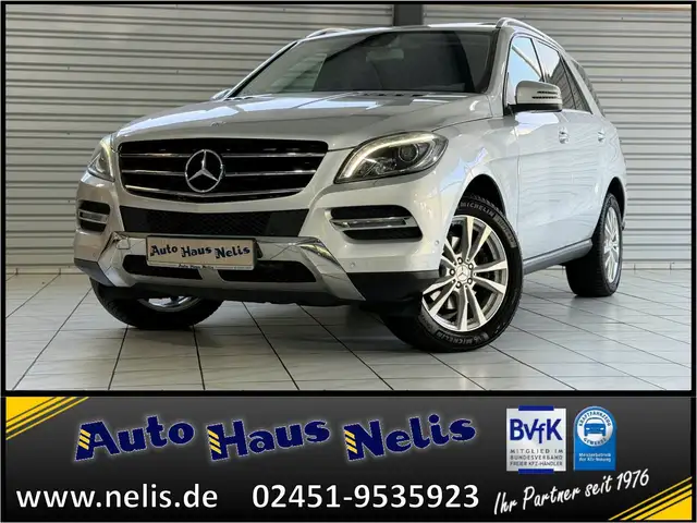 Mercedes-Benz ML 350 BlueTec COMAND AHK BI-Xenon MediaIF PDC e