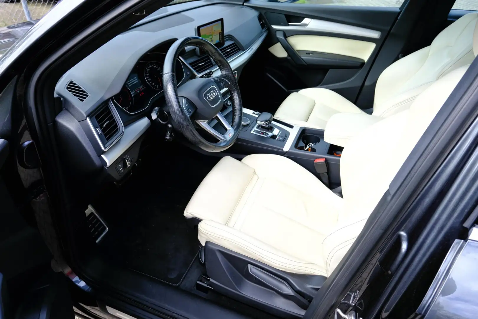 Audi Q5 2.0 TDI 190pk quattro Sport S-Line Aut.Pano|1e Eig Grey - 2