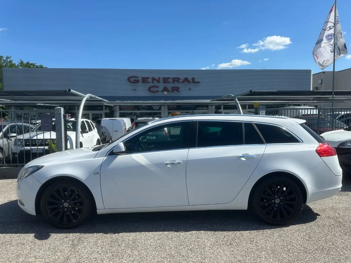 Opel Insignia 2.0 CDTI Sports Tourer aut. Cosmo Bianco - 1
