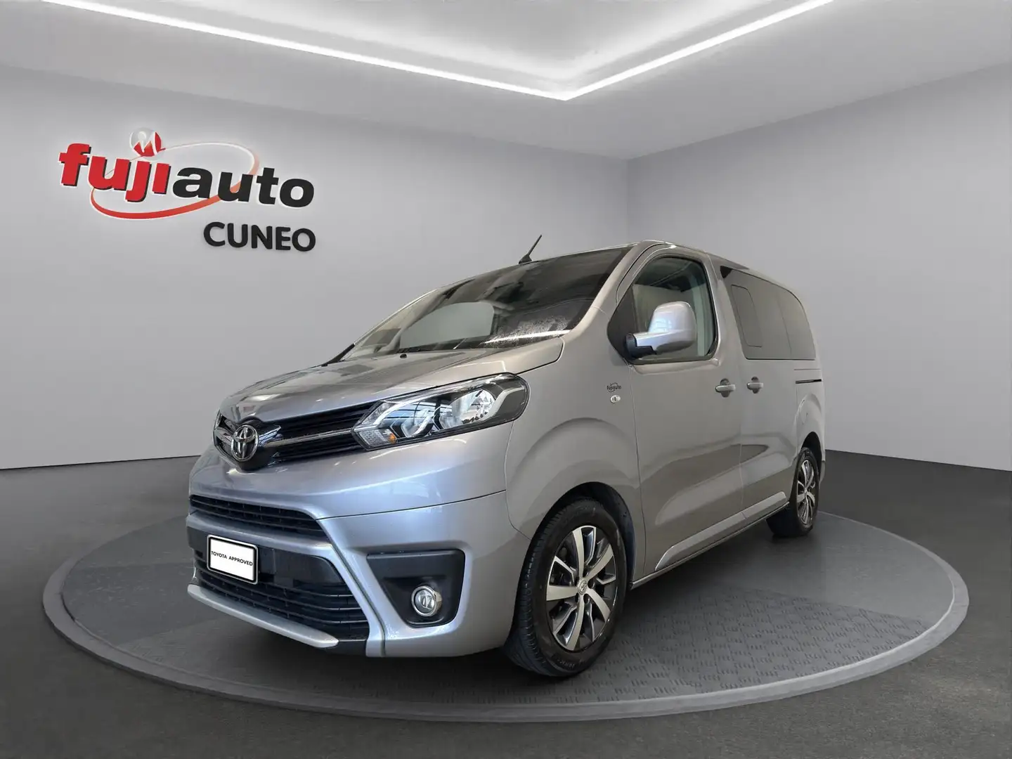 Toyota Proace Proace Verso 1.5d 120cv S&S L0 Executive 5p 8p.ti E6d Argento - 1