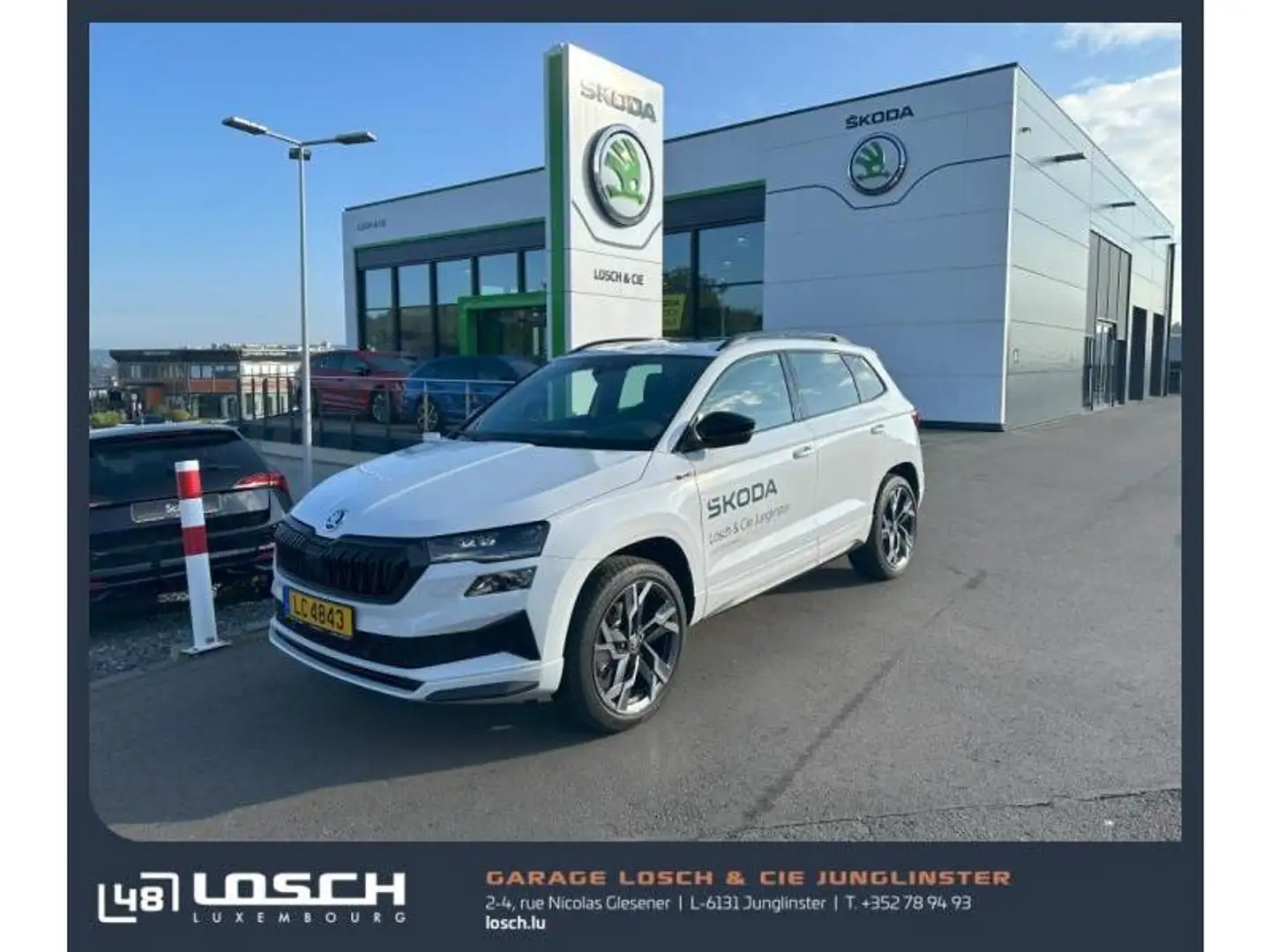 Skoda Karoq Sportline Wit - 1