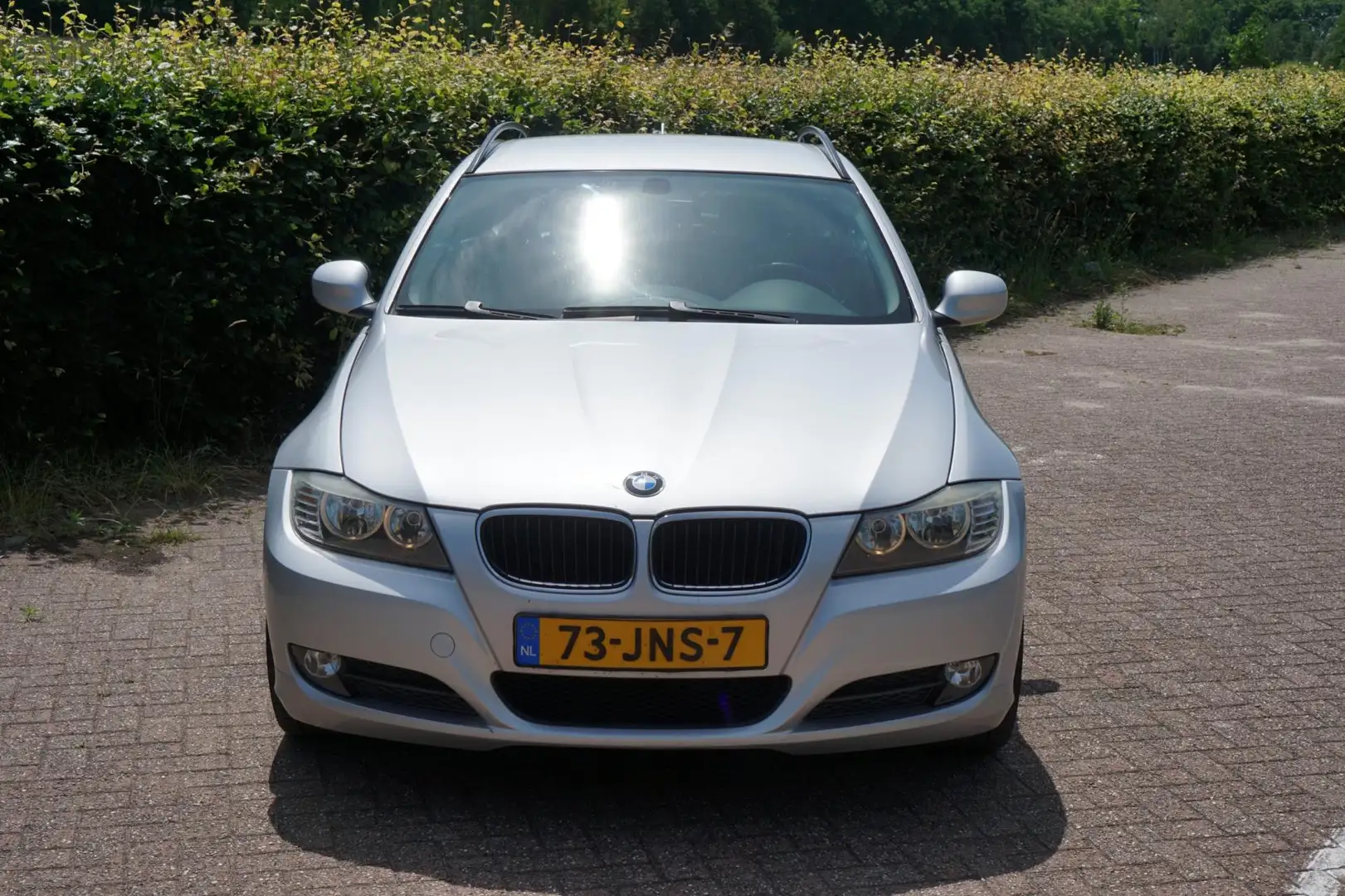 BMW 320 3-serie Touring 320i Business Line|Volledige Histo Grijs - 2