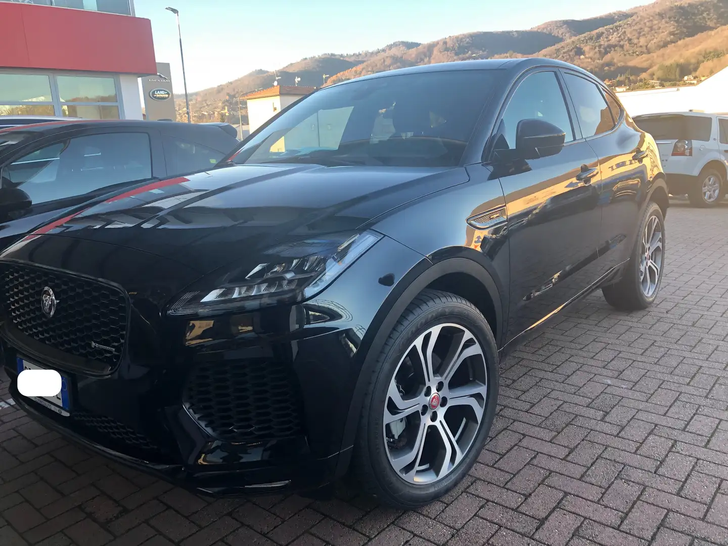 Jaguar E-Pace 2.0d i4 R-Dynamic S awd 180cv auto my19 Nero - 1