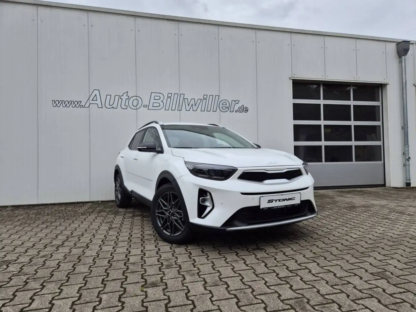 Kia Stonic 1.0 T-GDI (100 PS) MHEV Nightline Weiß - 2