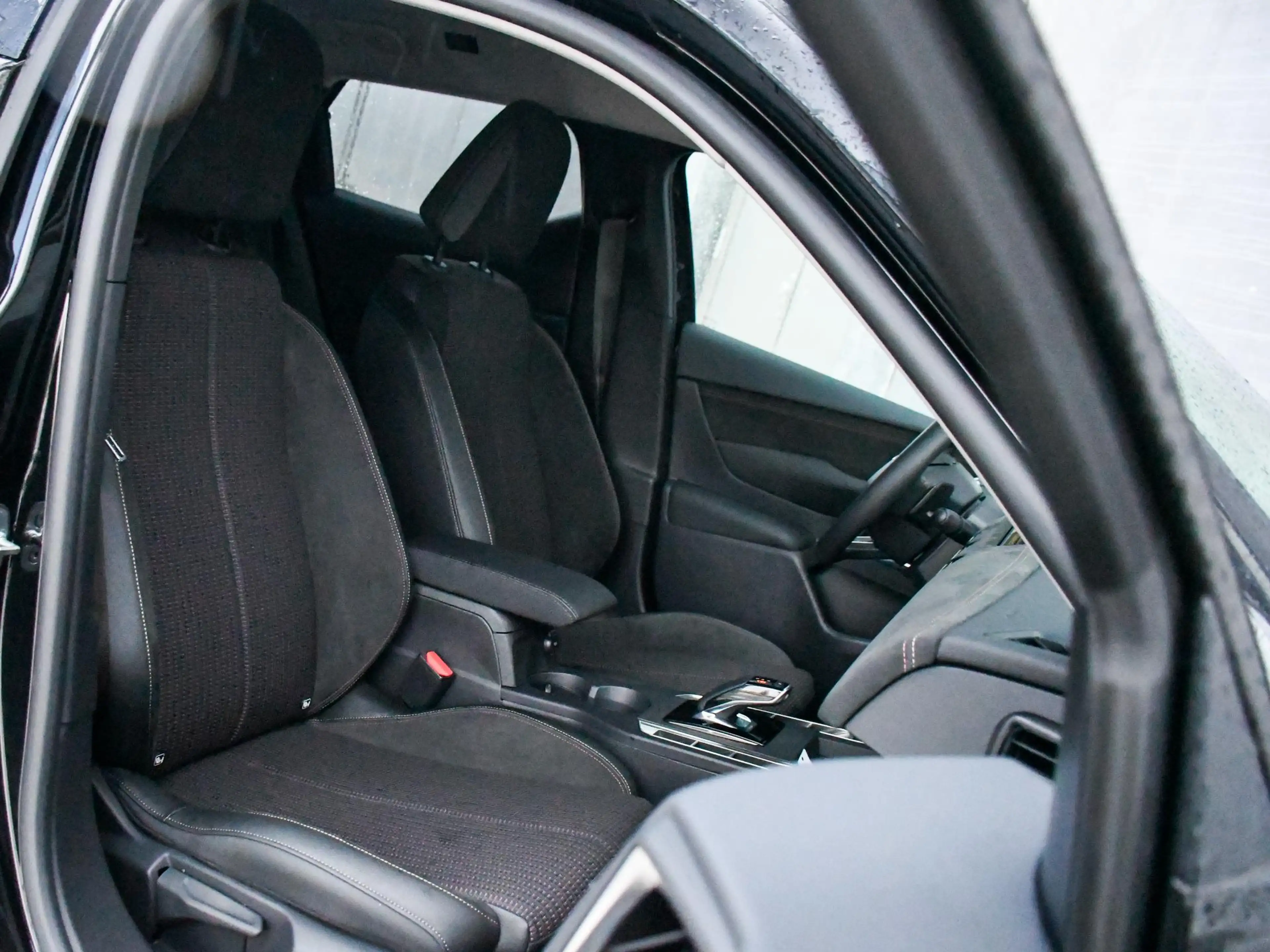 DS Automobiles DS 3 Edition France 1.2 Hybrid 145pk Automaat DODE HOEK — photo 11