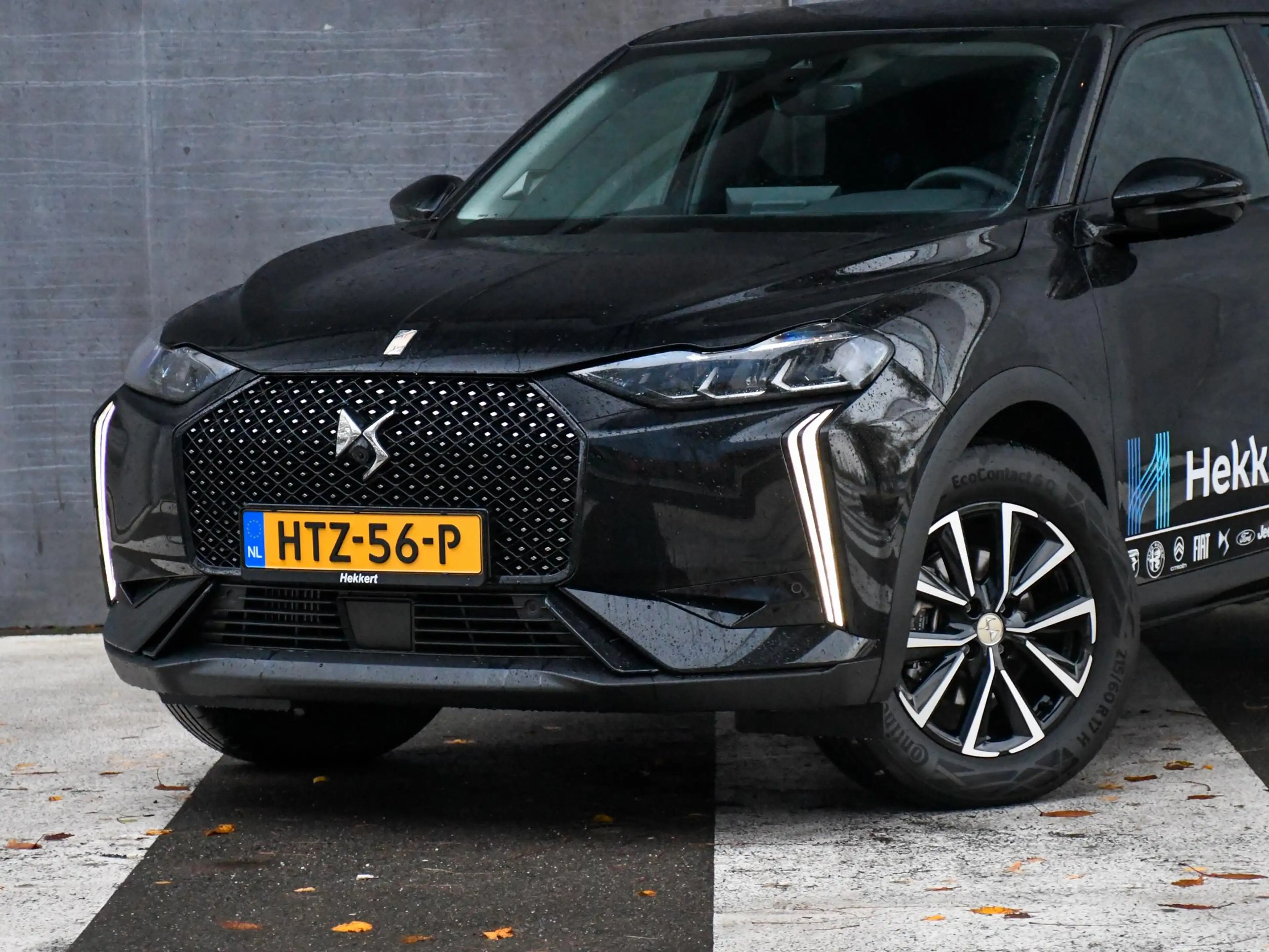 DS Automobiles DS 3 Edition France 1.2 Hybrid 145pk Automaat DODE HOEK — photo 2