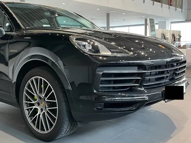 Porsche Cayenne Cayenne E-Hybrid Coupe Platinum Ed. auch andere Ansicht 11