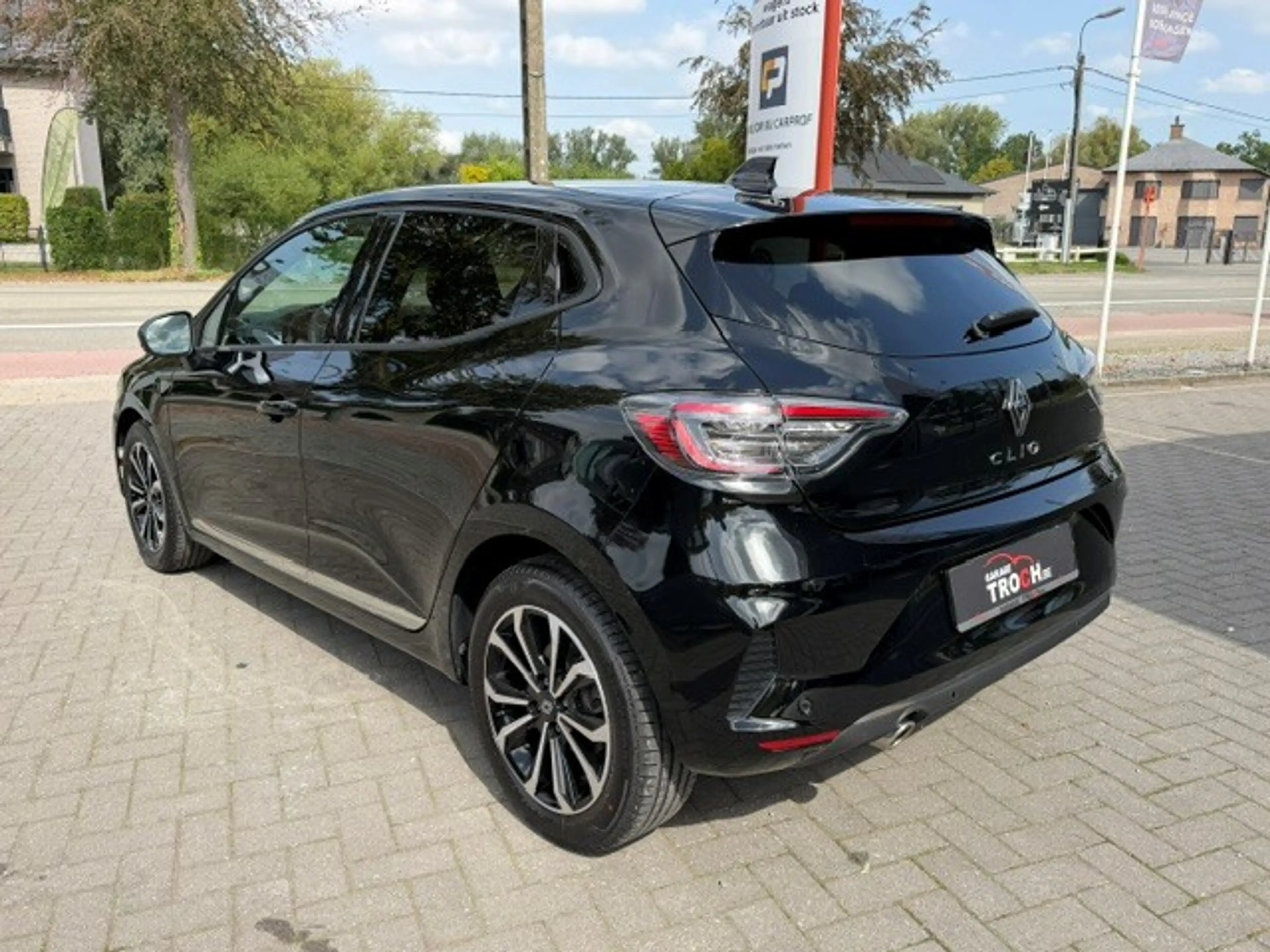 Renault Clio Clio 1.0 TCe Techno 360° Camera + Sensoren V&A/Wireless App/Full Keyless/Alu velgen — photo 9