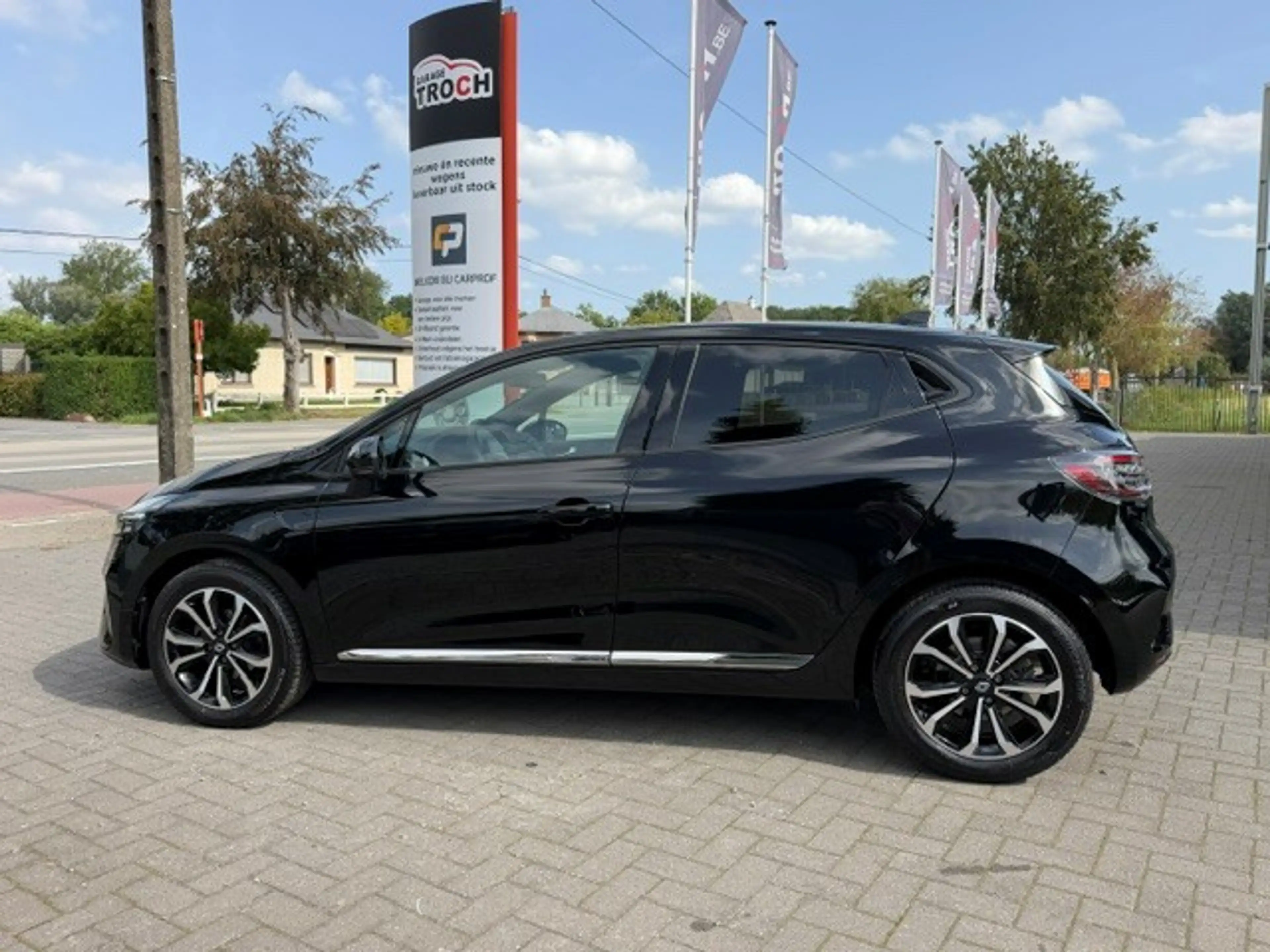 Renault Clio Clio 1.0 TCe Techno 360° Camera + Sensoren V&A/Wireless App/Full Keyless/Alu velgen — photo 10