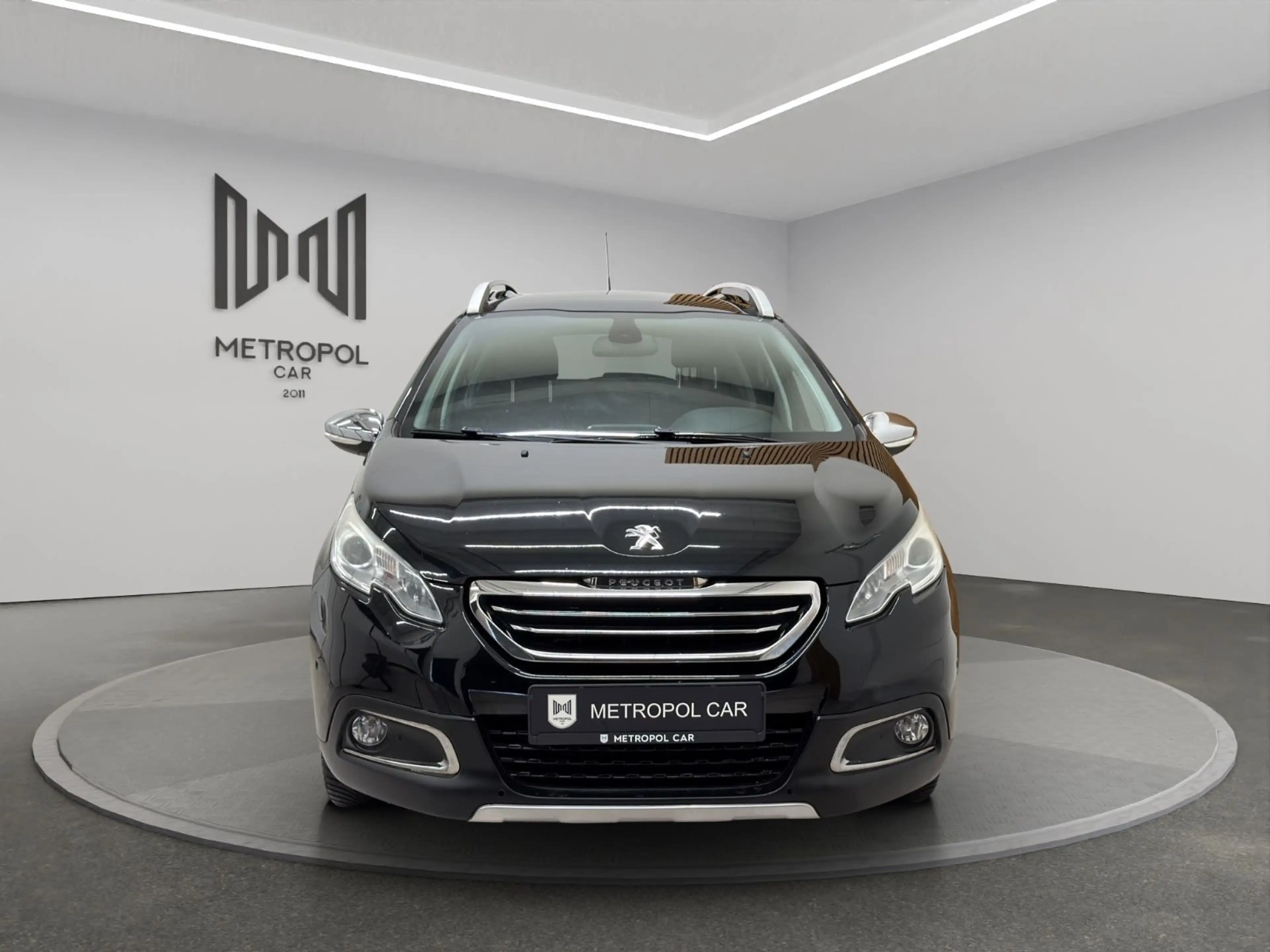 Peugeot 2008 1.2 PureTech Allure PDC/TEM/LED+TÜV 09.27 — photo 8