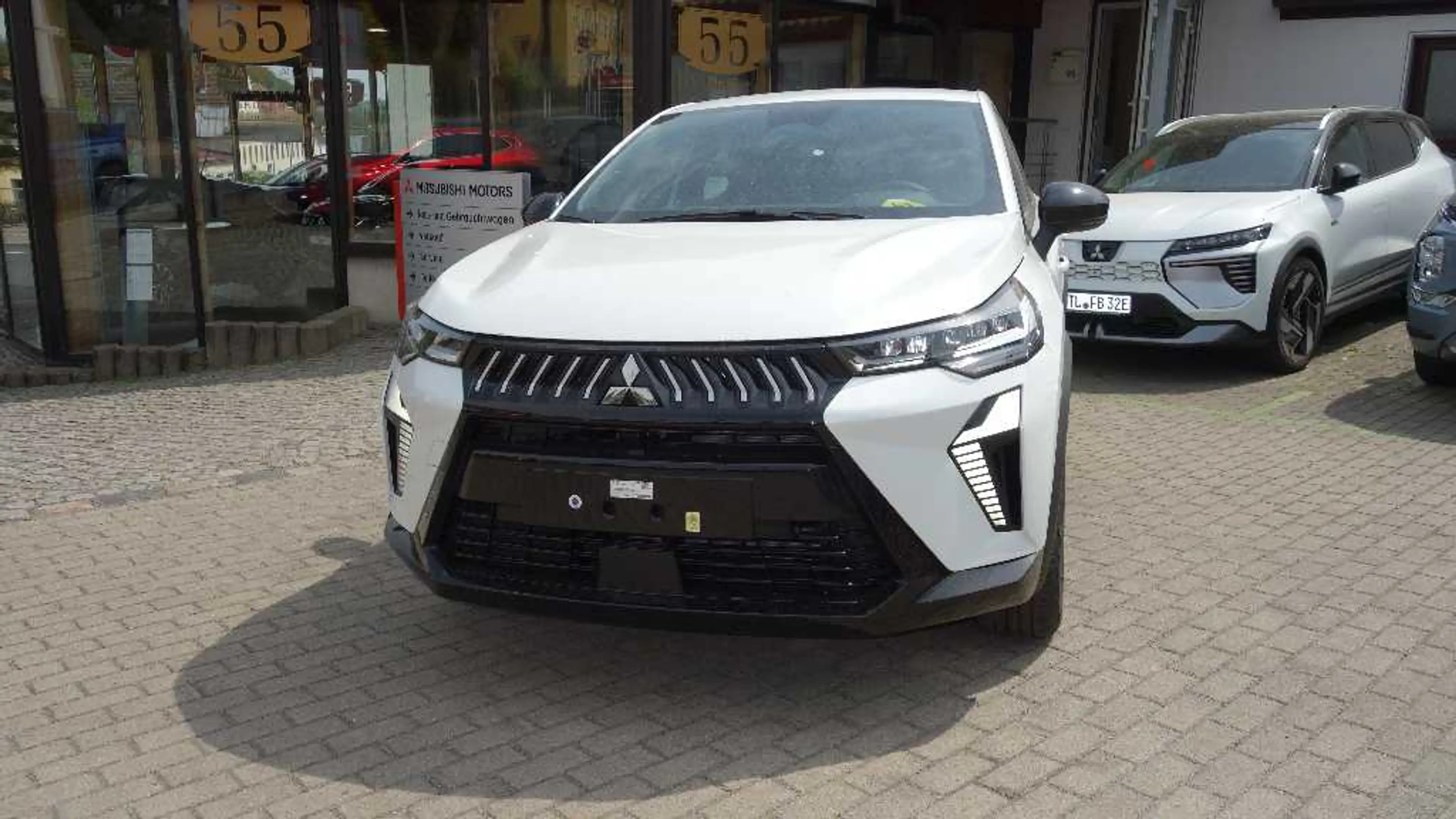 Mitsubishi Grandis Diamant PLUS 1.3 T-Benziner 7-DCT — photo 5