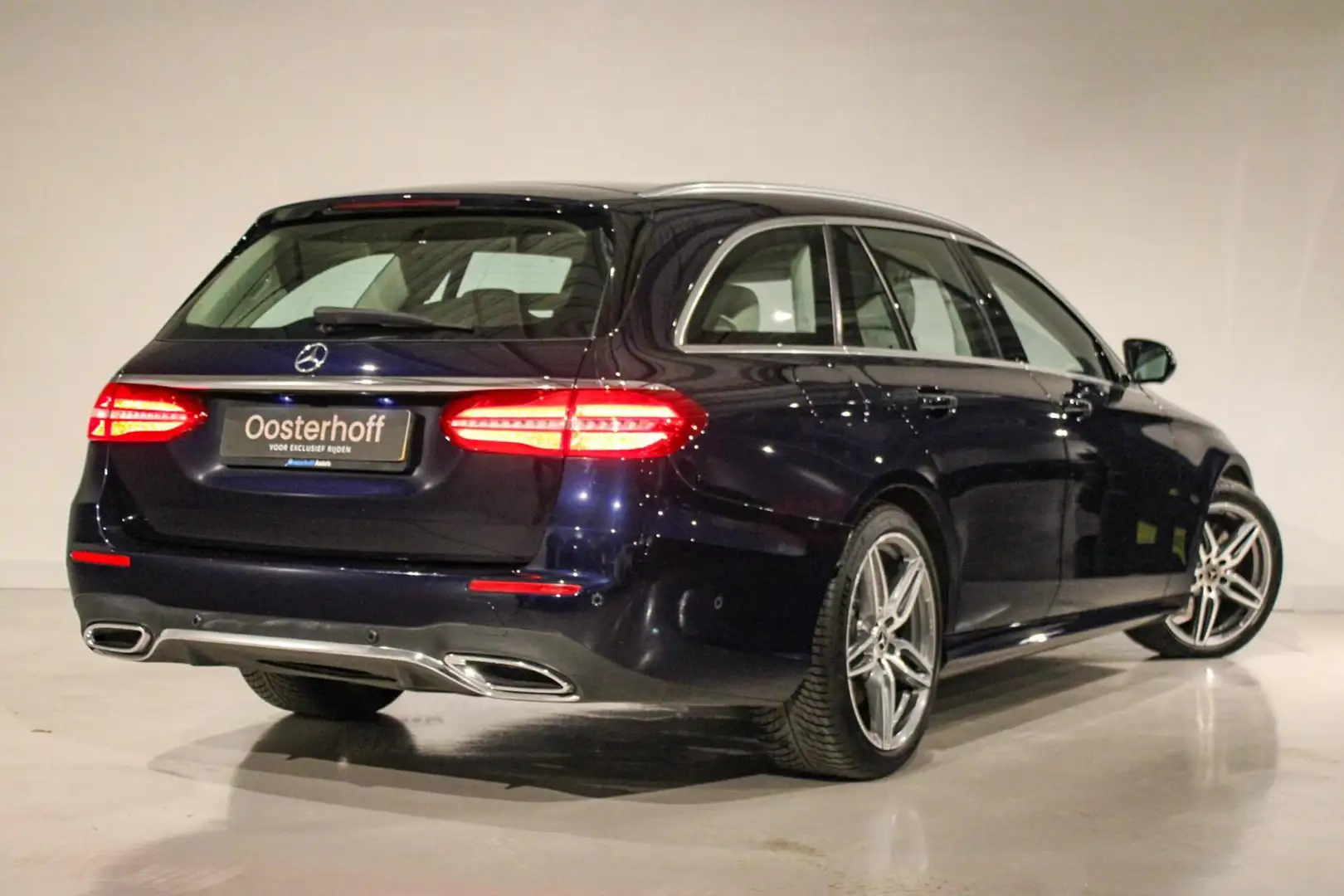 Mercedes-Benz E 350 Estate d Sport Edition AMG LINE Bleu - 2