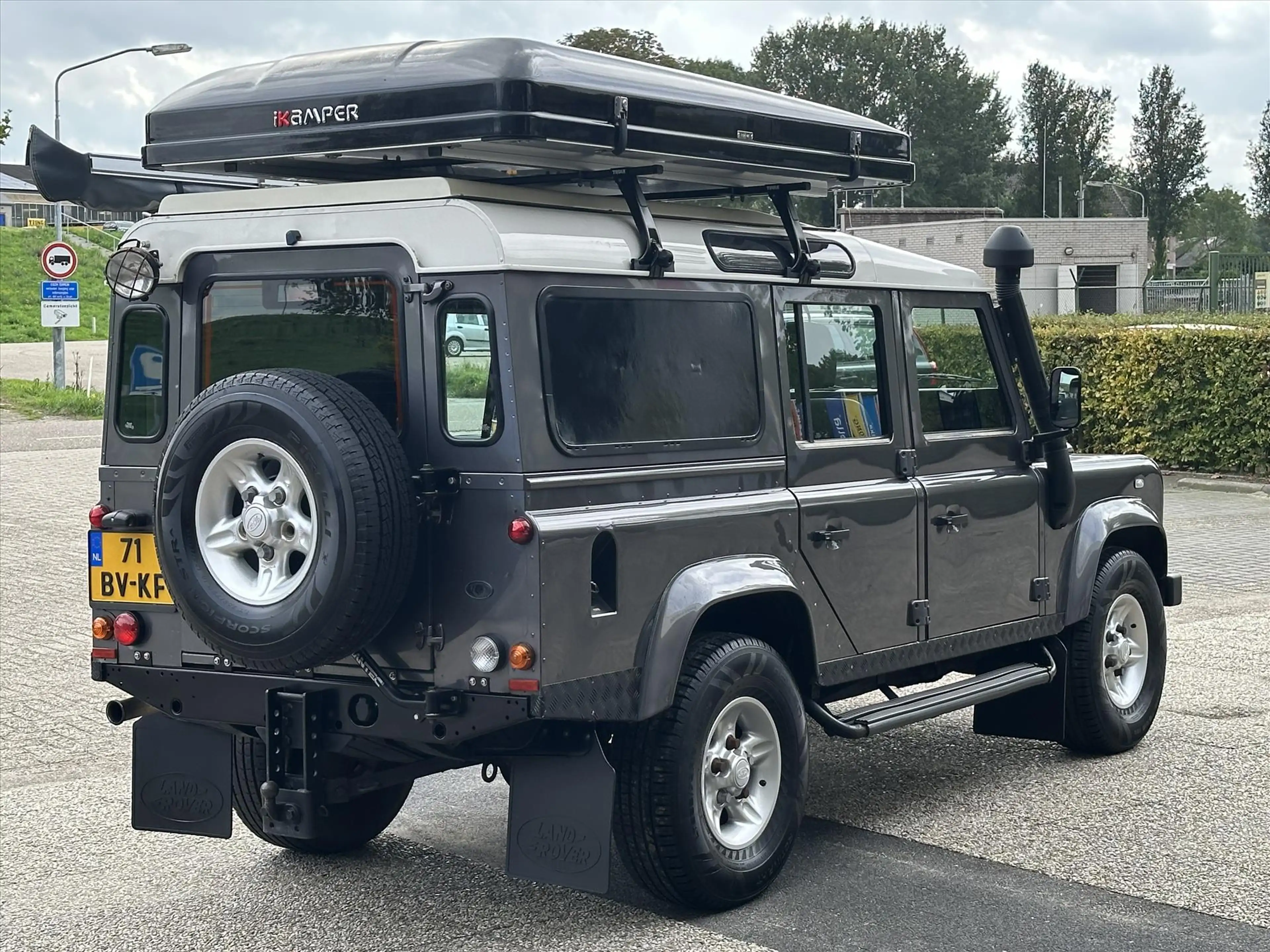 Land Rover Defender 110 TD5 ST WGN HR 4WD — photo 4