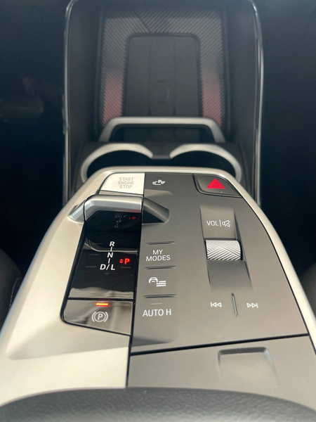 BMW X1 sD 18d xLine Neues Model KAM AHK DA MEMORY — photo 15