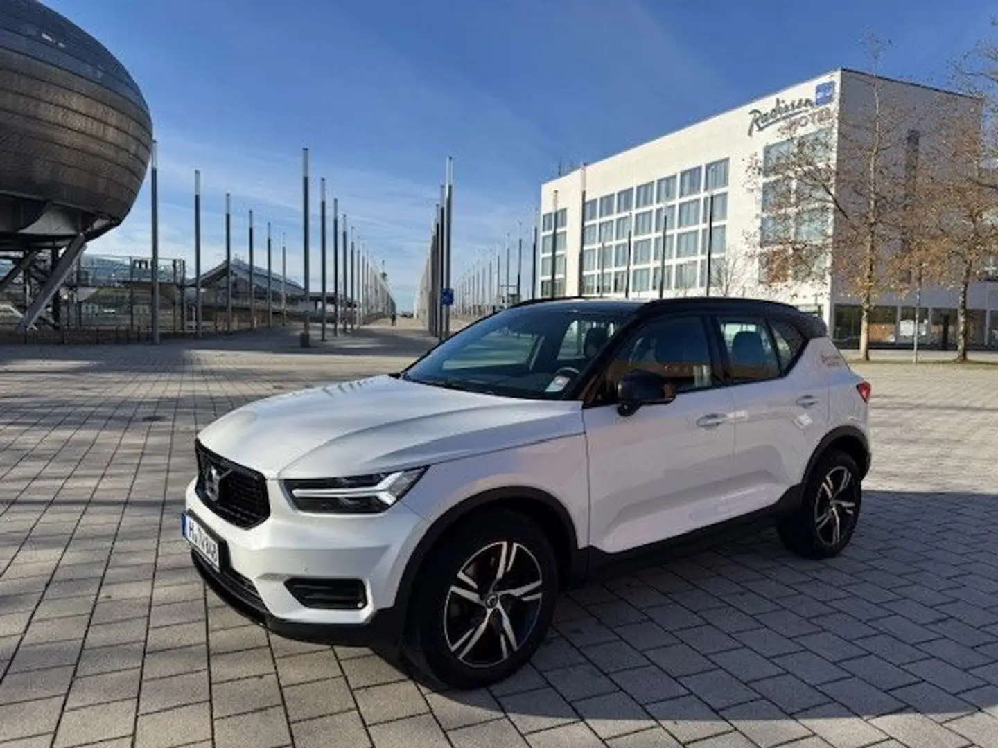 Volvo XC40 R Design AWD Leder Kamera LED Blanc - 1