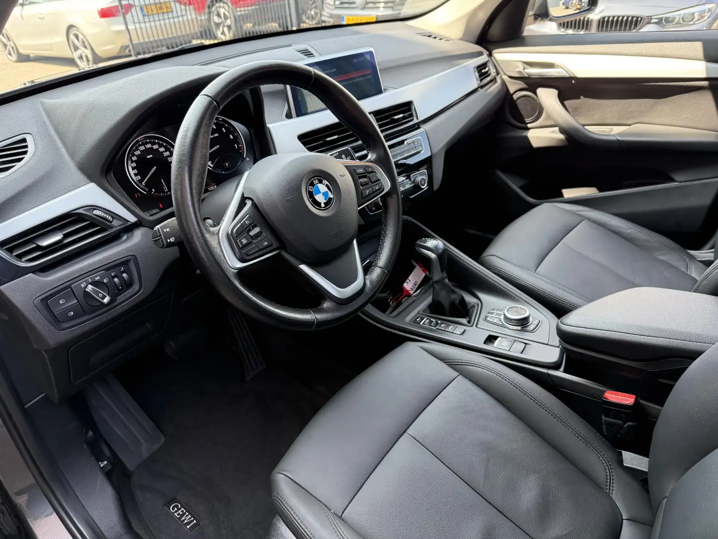 BMW X1 xDrive25e eDrive Edition Leder/LED/Navi Grey - 2
