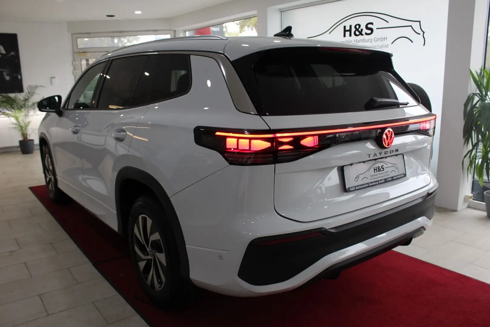 Volkswagen Tayron 2.0 TSI 4Motion Life *7-SITZER/KAMERA/MASSAGE* Blanc - 2