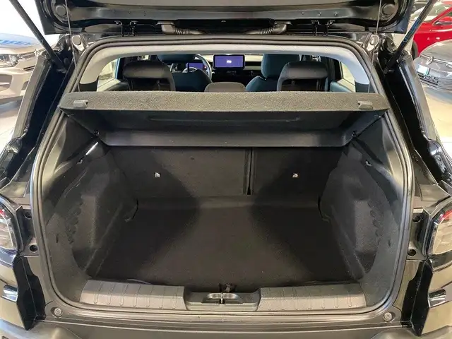 Jeep Avenger view 9