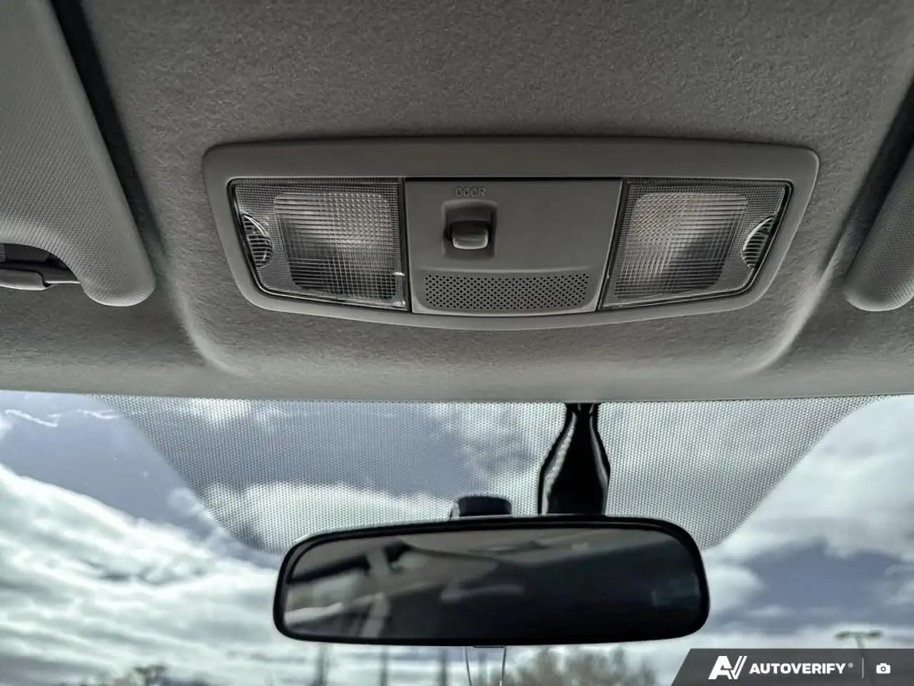 Mitsubishi RVR снимка Mitsubishi RVR