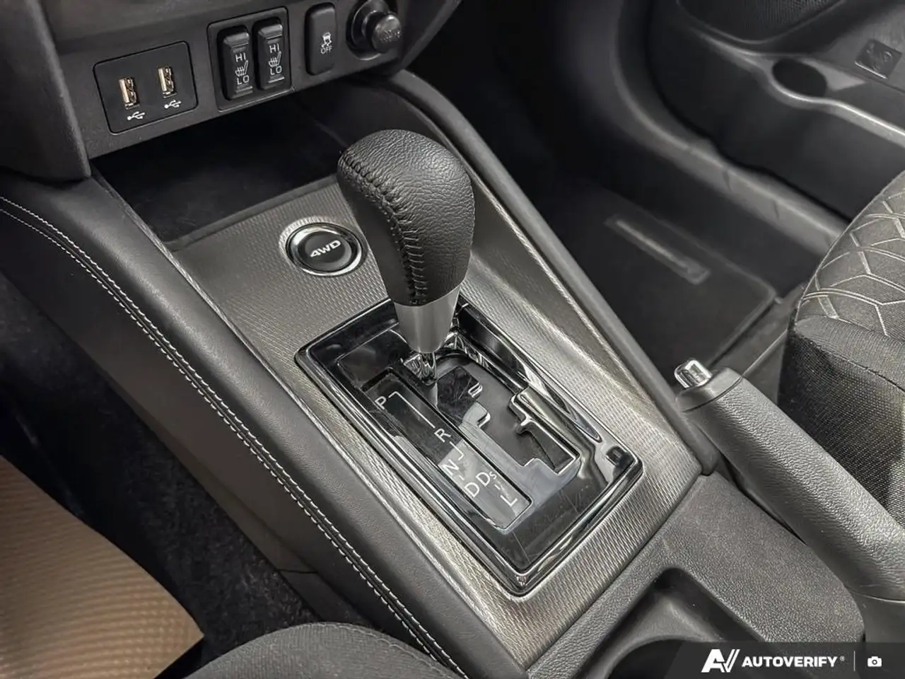 Mitsubishi RVR снимка Mitsubishi RVR