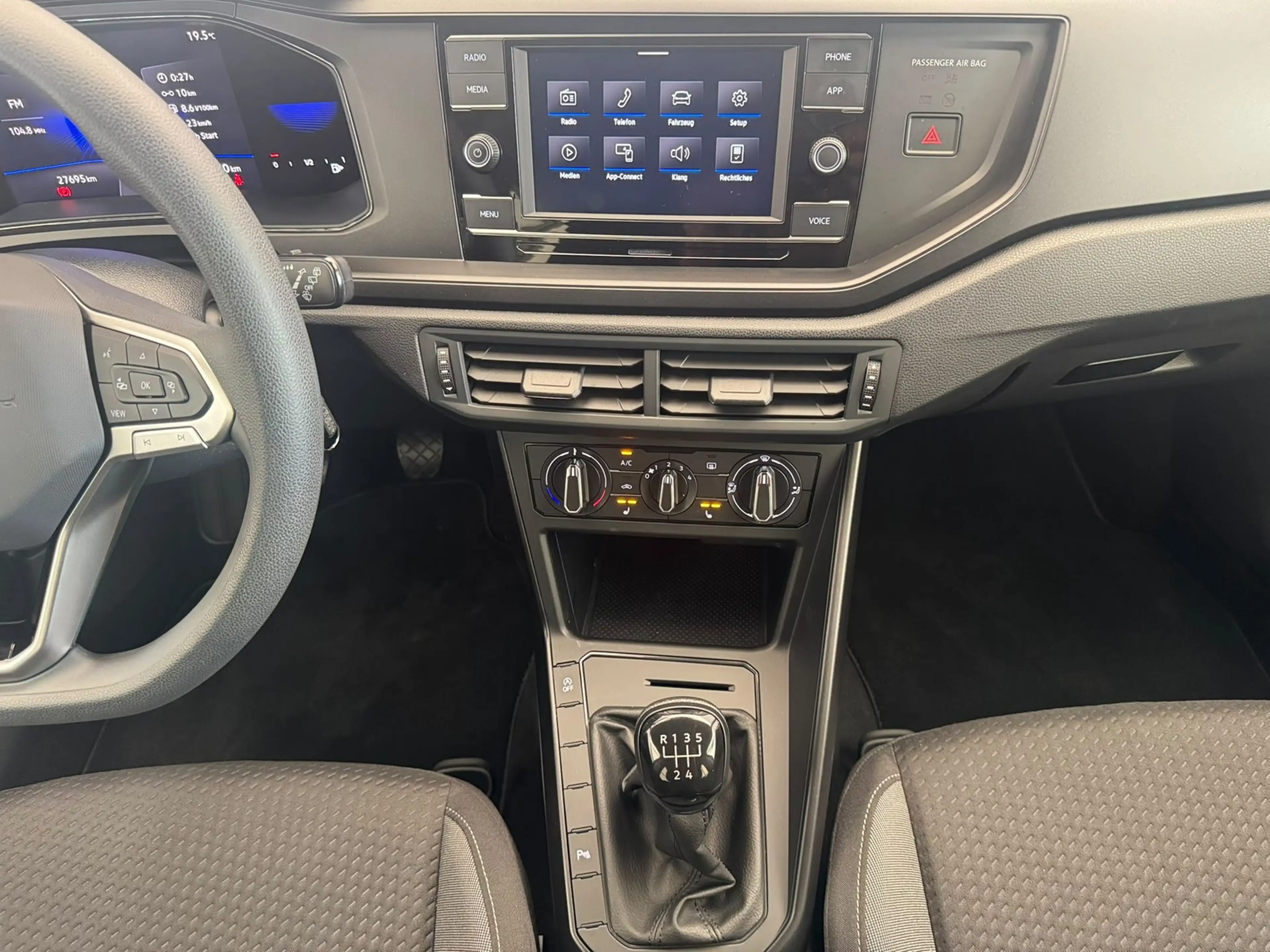 Volkswagen Taigo 1.0TSI Virt.Cockpit+App+GJR+SHZ+MFL — photo 5