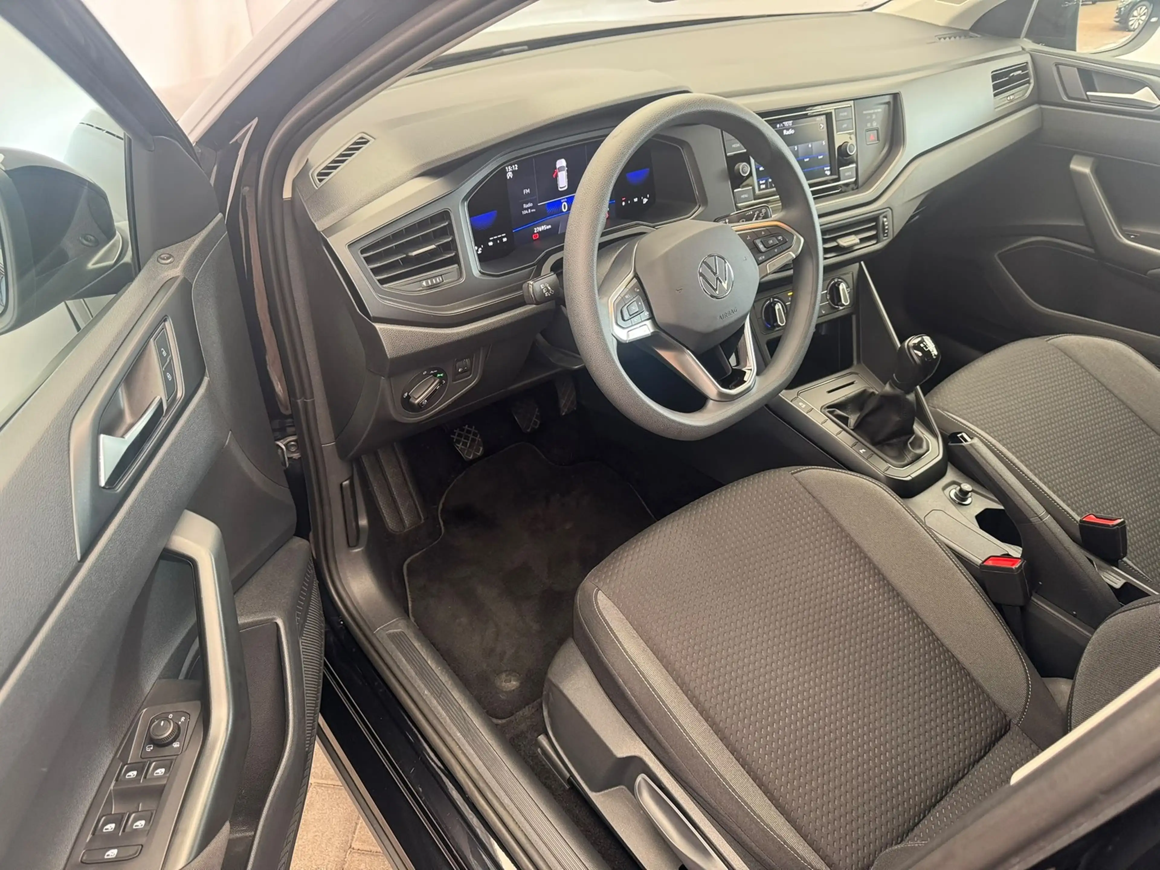 Volkswagen Taigo 1.0TSI Virt.Cockpit+App+GJR+SHZ+MFL — photo 11